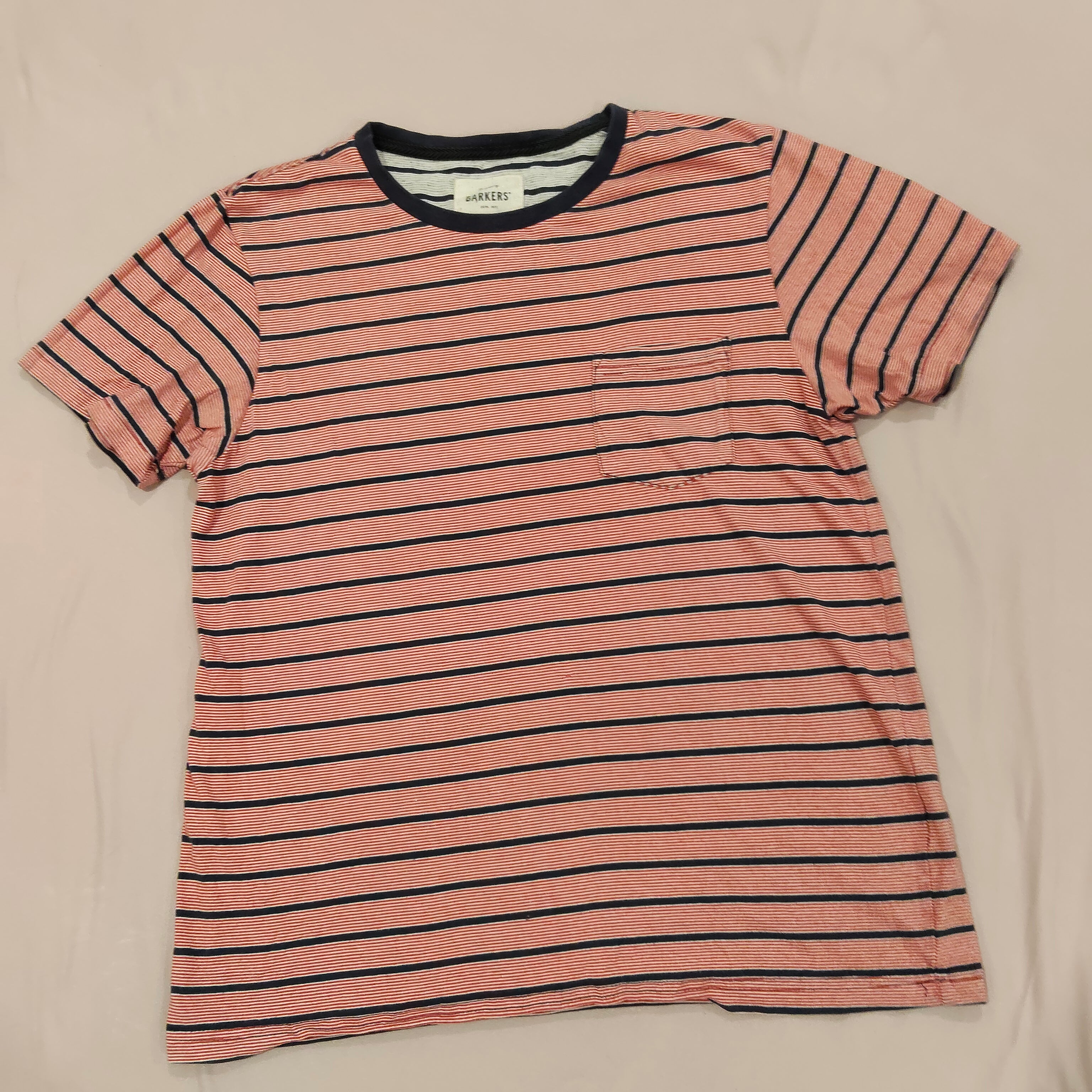 BAKERS tee size M mens red stripes short sleeve
