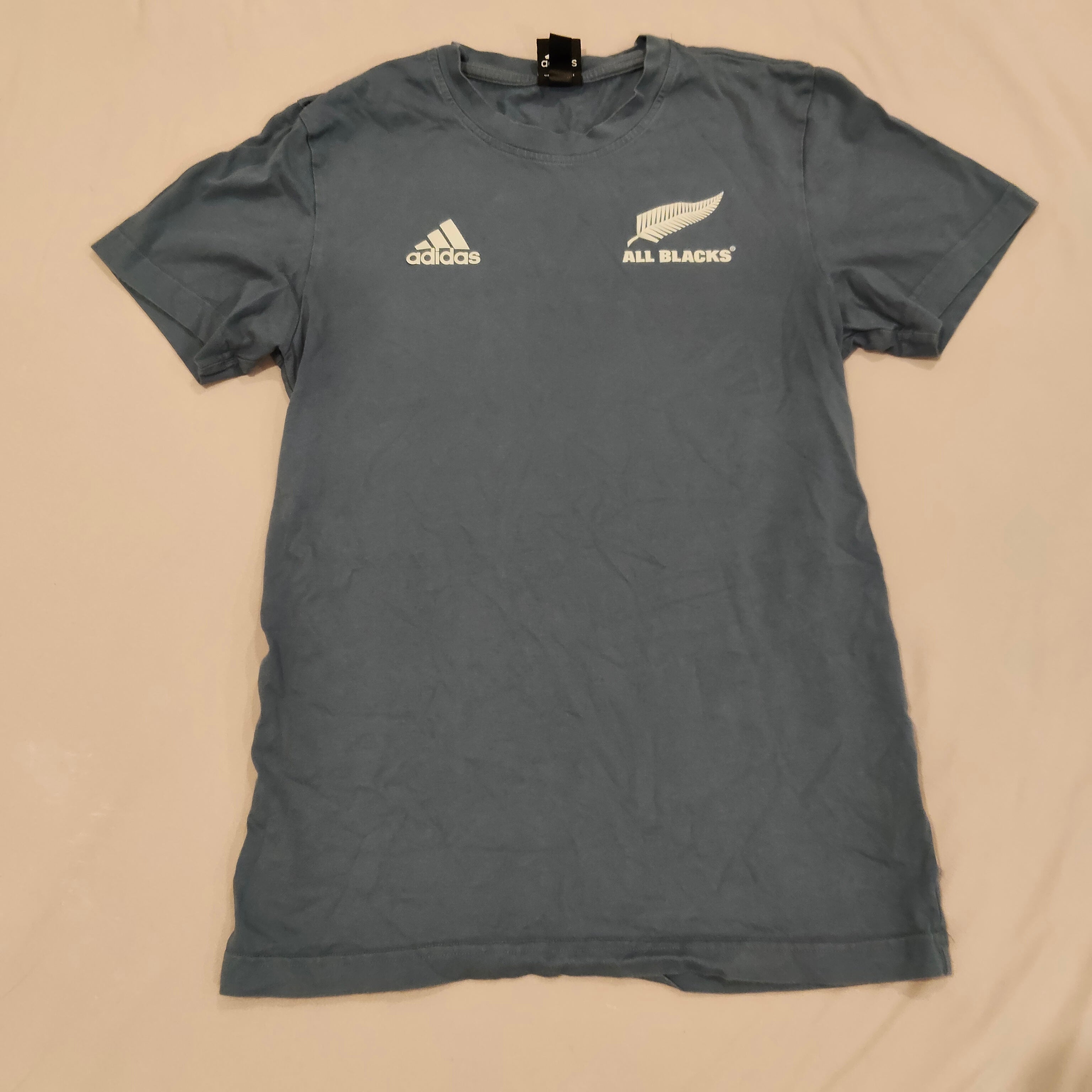 ADIDAS ALL BLACKS tee size S Mens blue short sleeve
