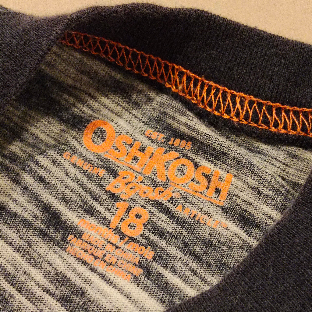 OSHKOSH tee size 18m boys