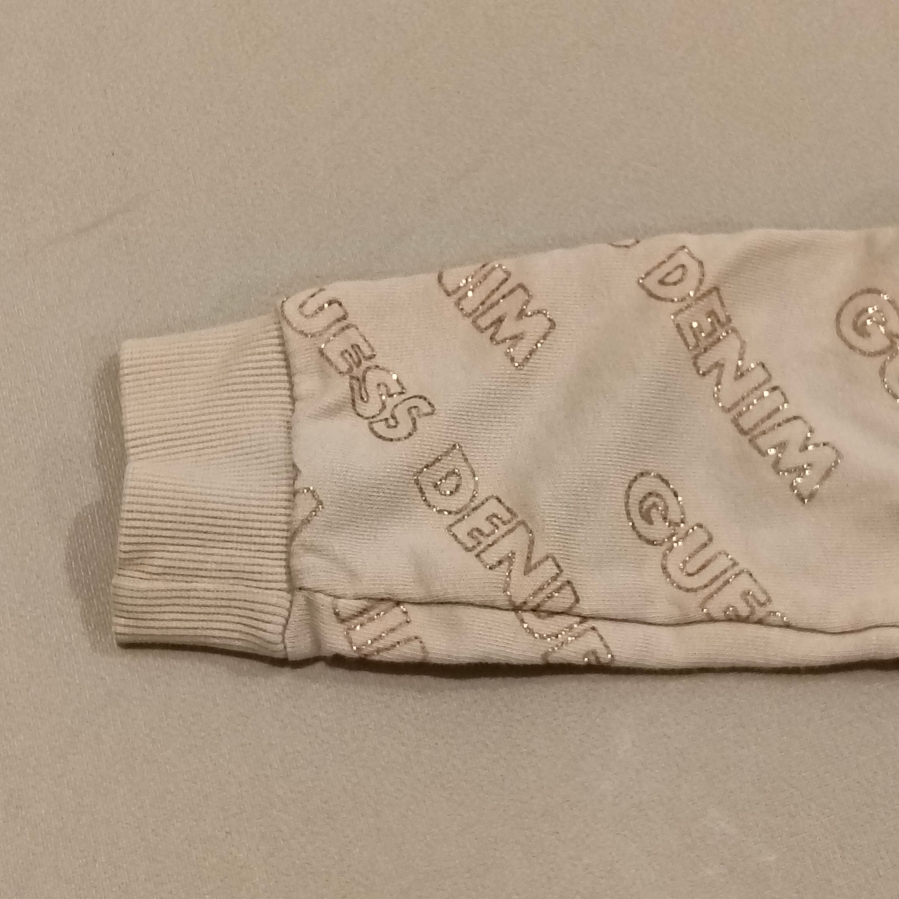 GUESS jumper size 6 girls (kindy condition)