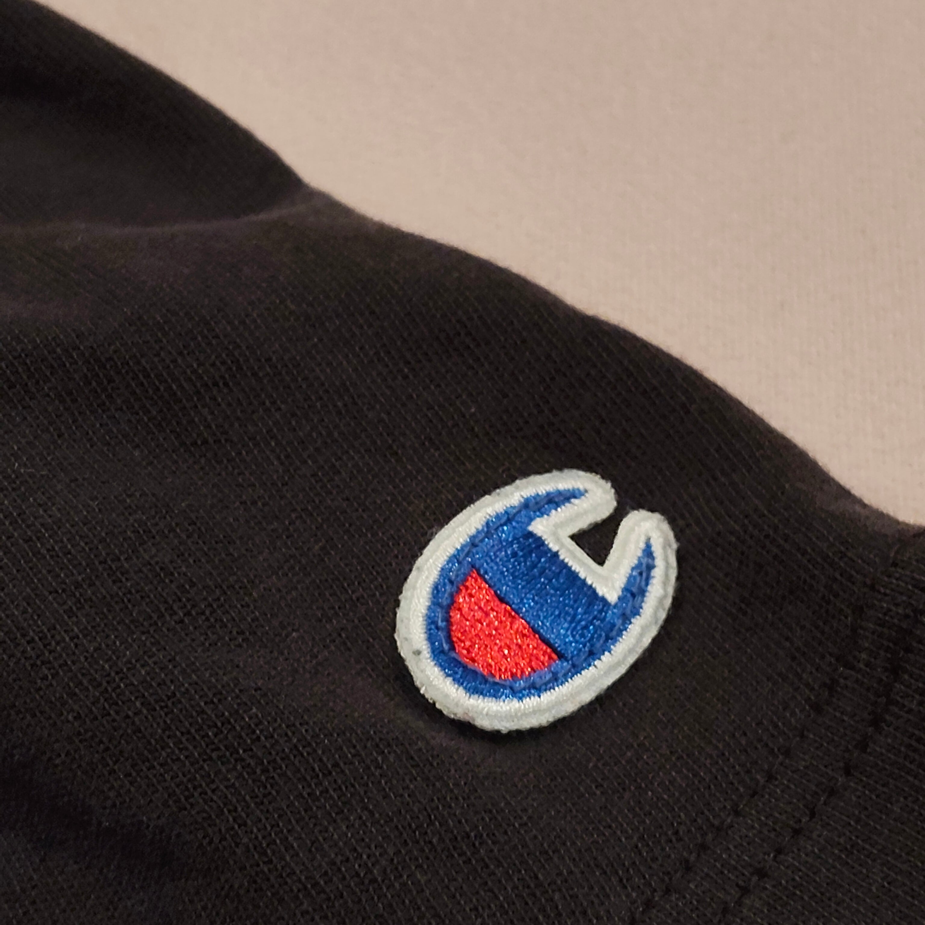 CHAMPION tee size 12 girls black short sleeve