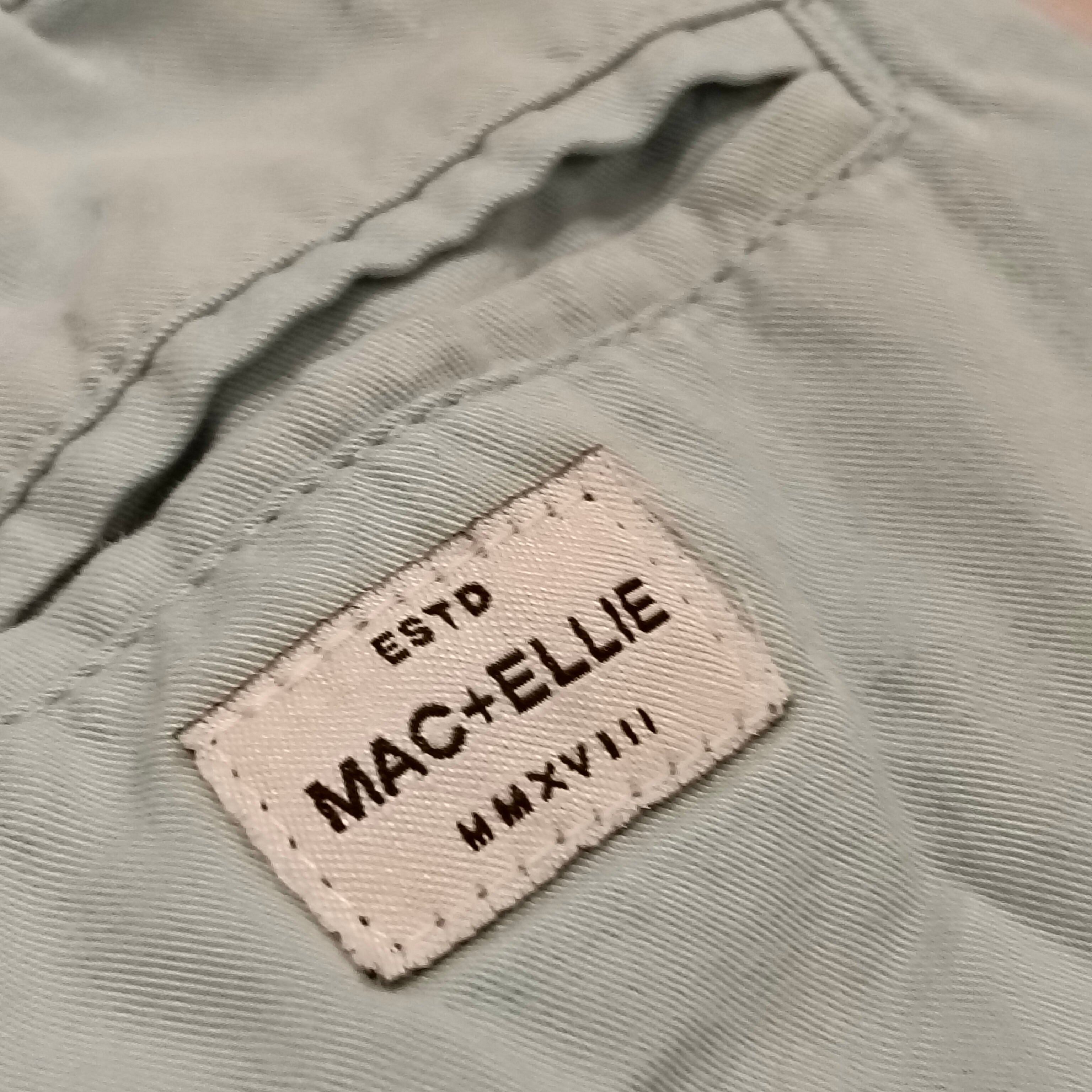 MAC + ELLIE shorts size 7 boys light blue