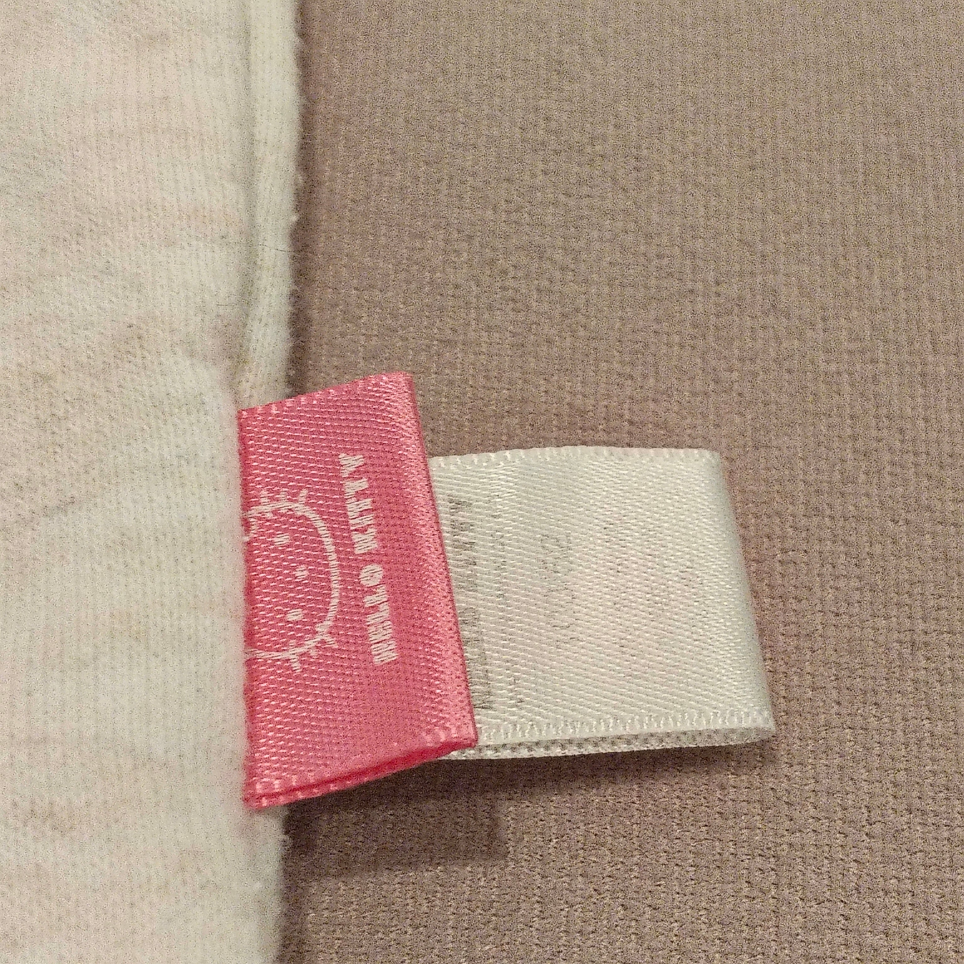 HELLO KITTY set size 3-4y girls