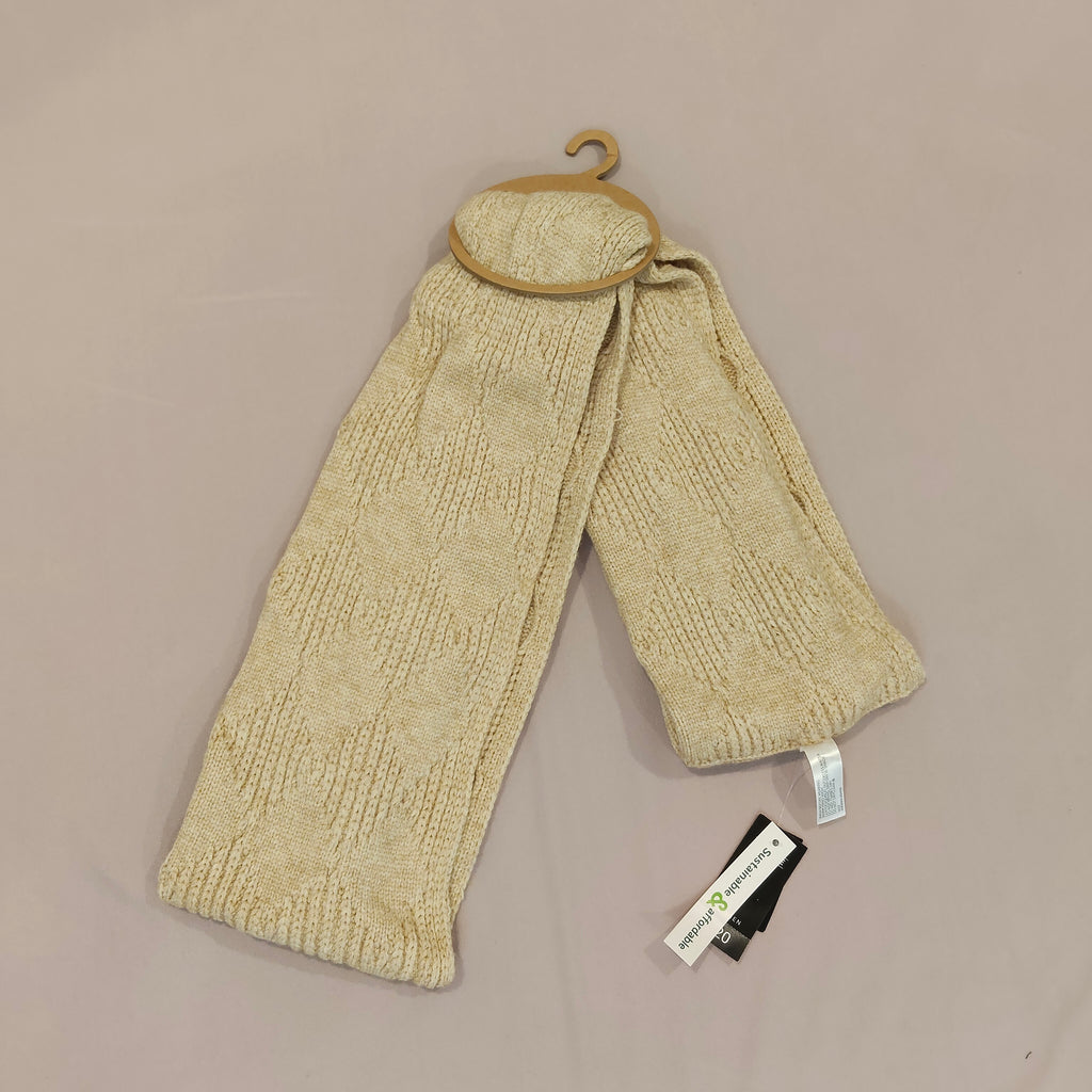 NEW Women Scarf BNWT