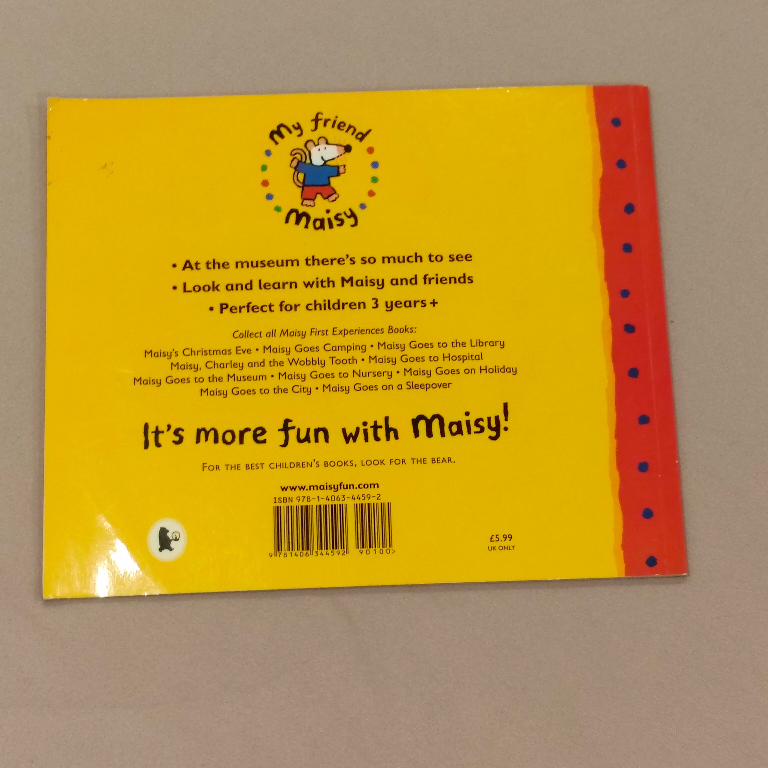 'Maisy Goes to the Museum' by Lucy Cousins BOOK Paperback