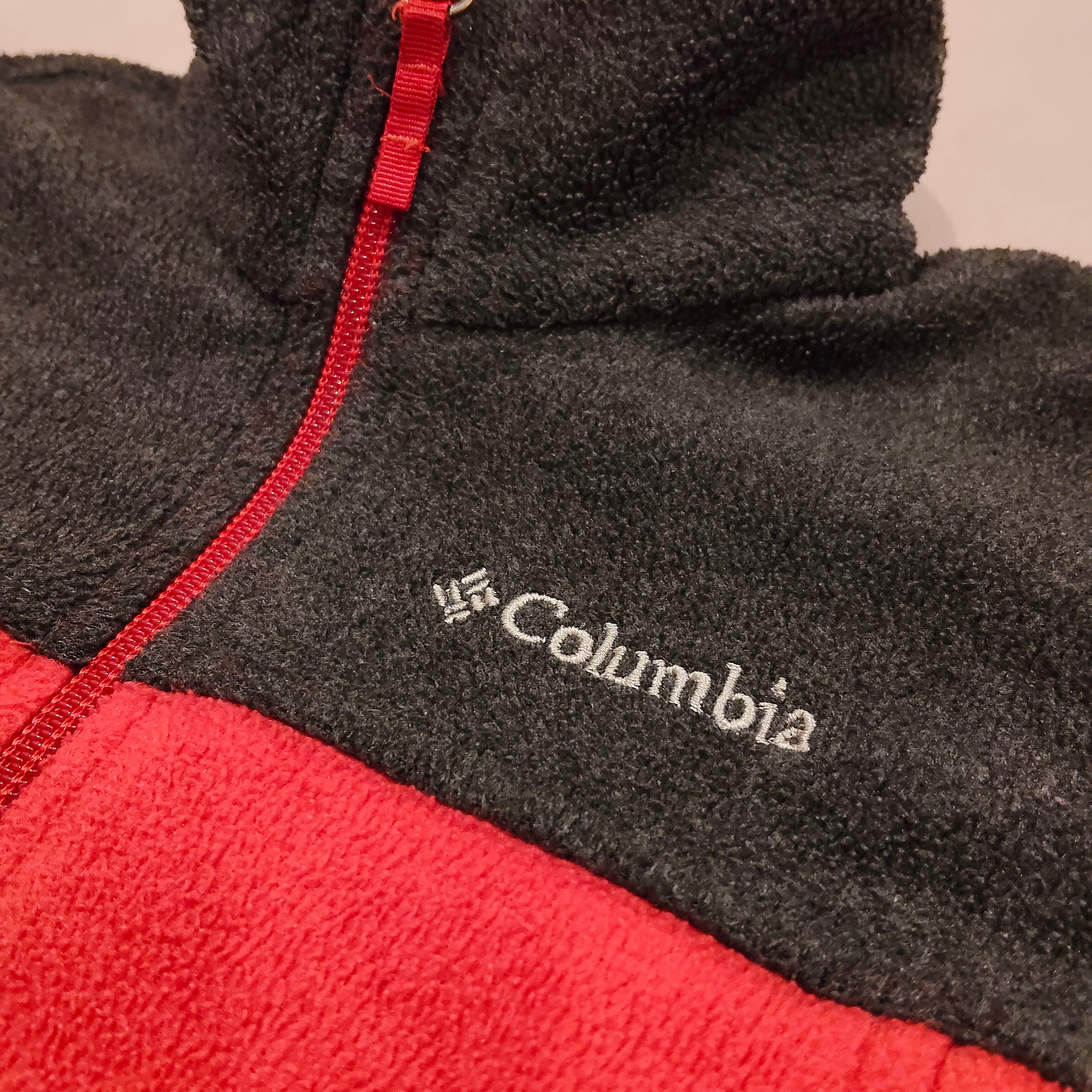 COLOMBIA zip up jumper size 4-5yrs unisex kids