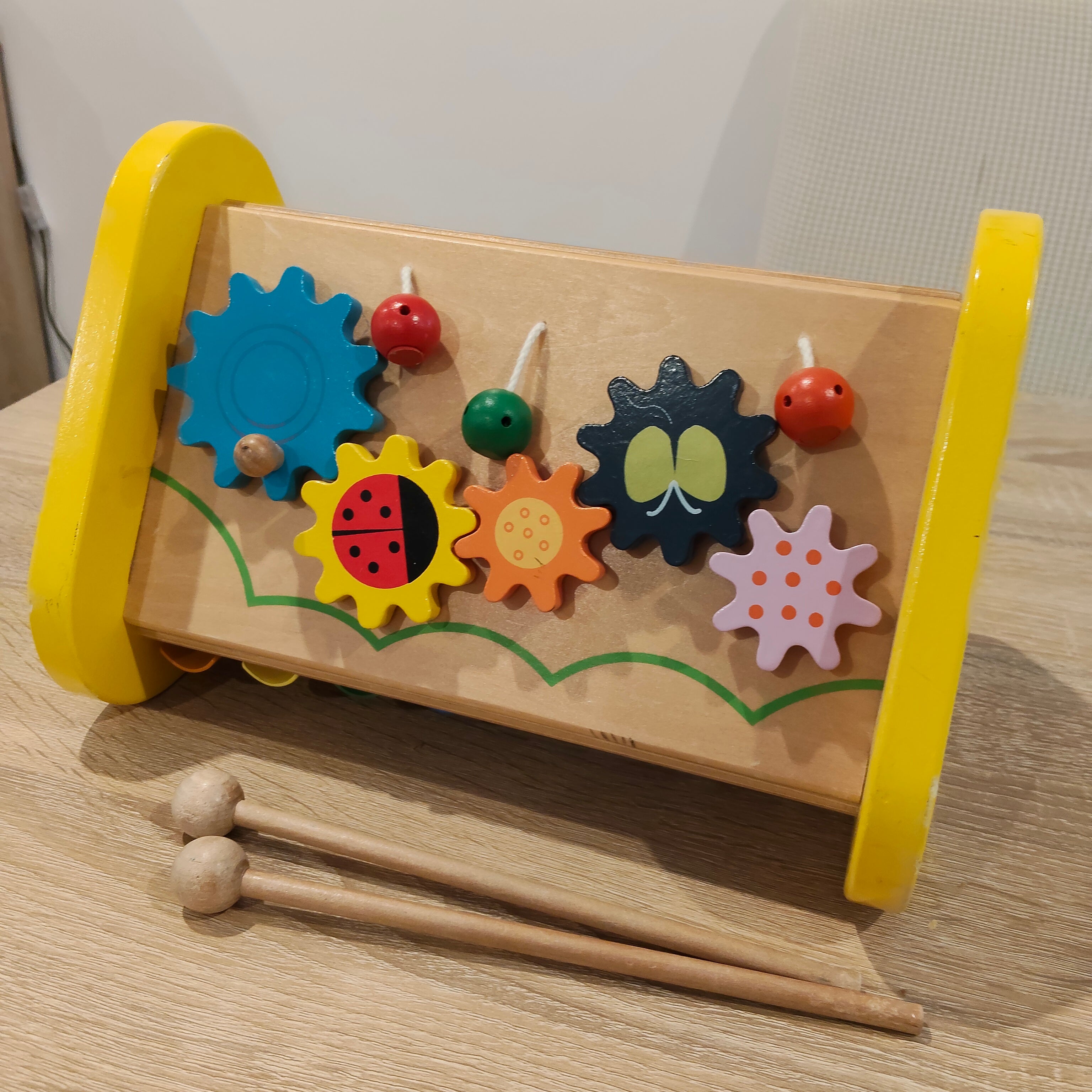 CLASSIC WORLD Wooden Toy - Multiple sides