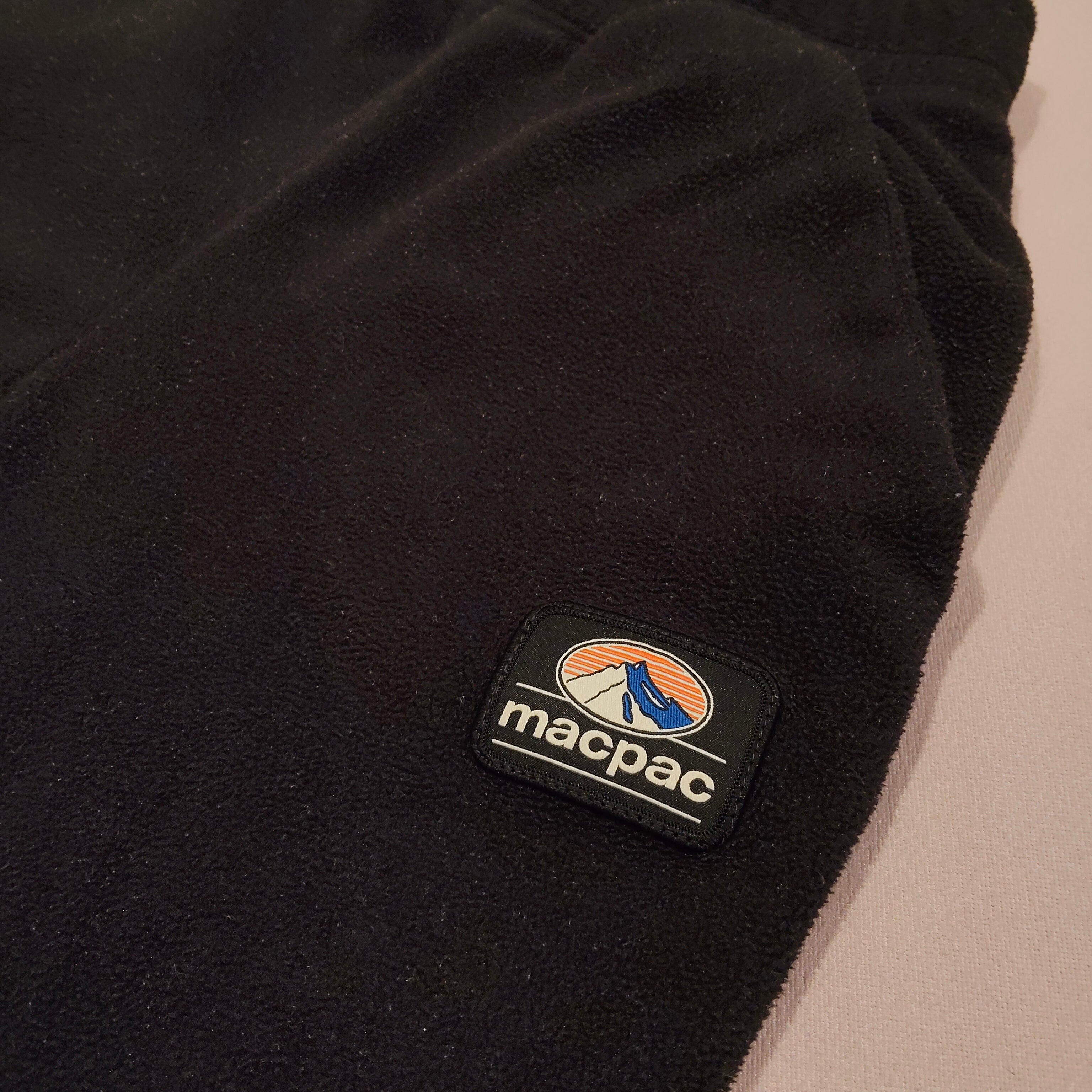MACPAC fleece pants size 8yrs boys