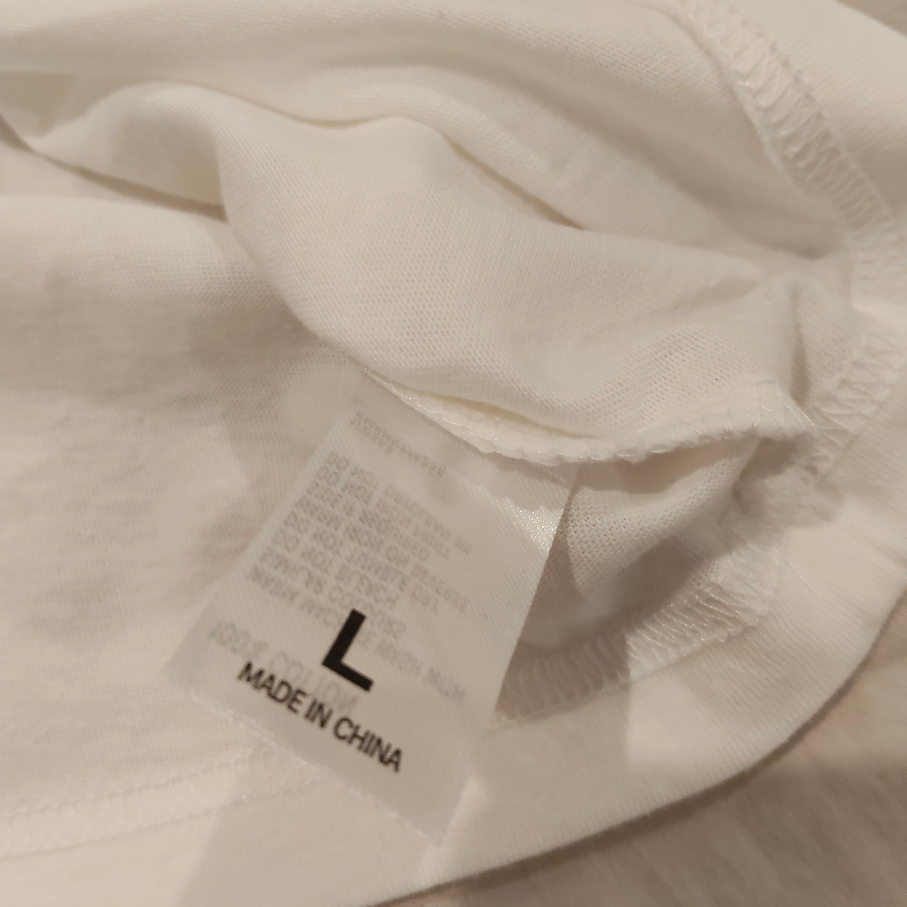 New KEITH HARING tee size L Mens