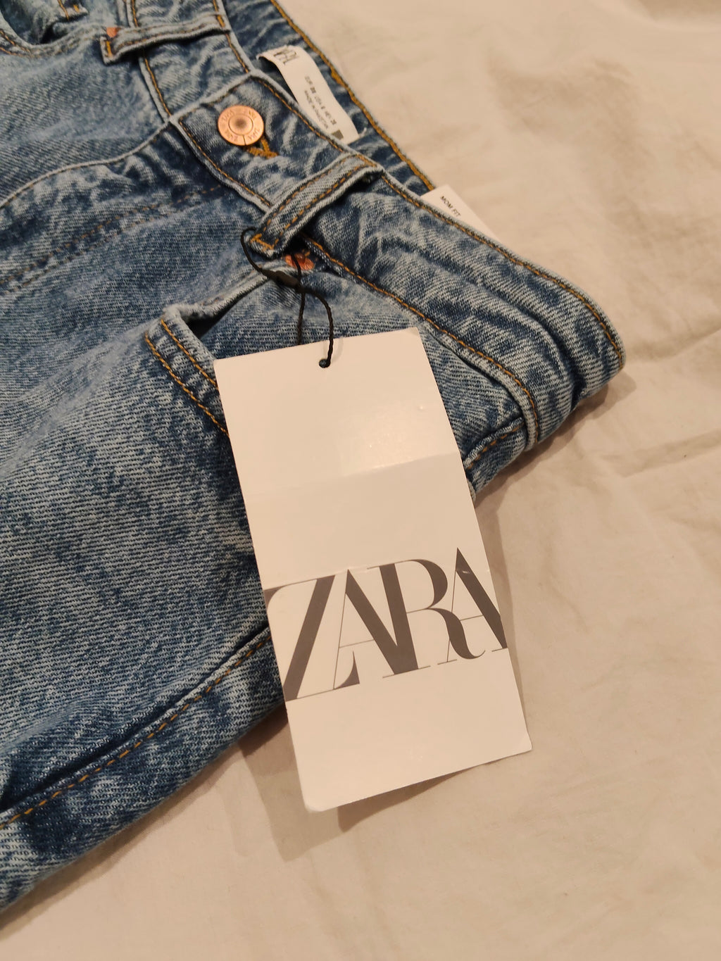 New ZARA mom jeans size 38 Women