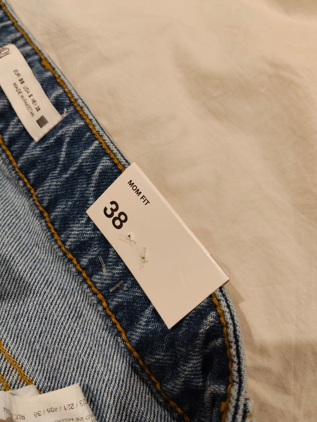 New ZARA mom jeans size 38 Women