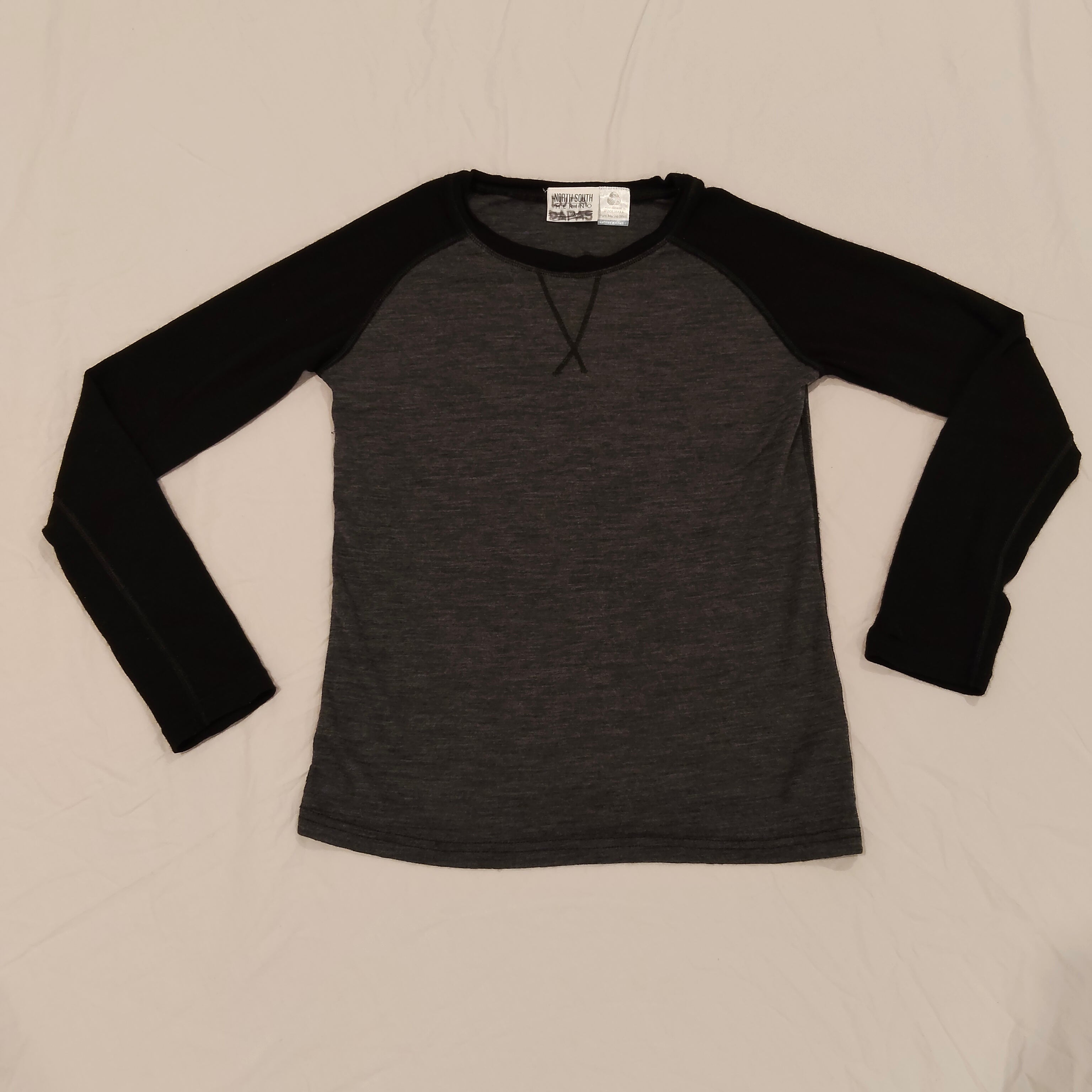 NORTH SOUTH Merino size 10 boys long sleeve