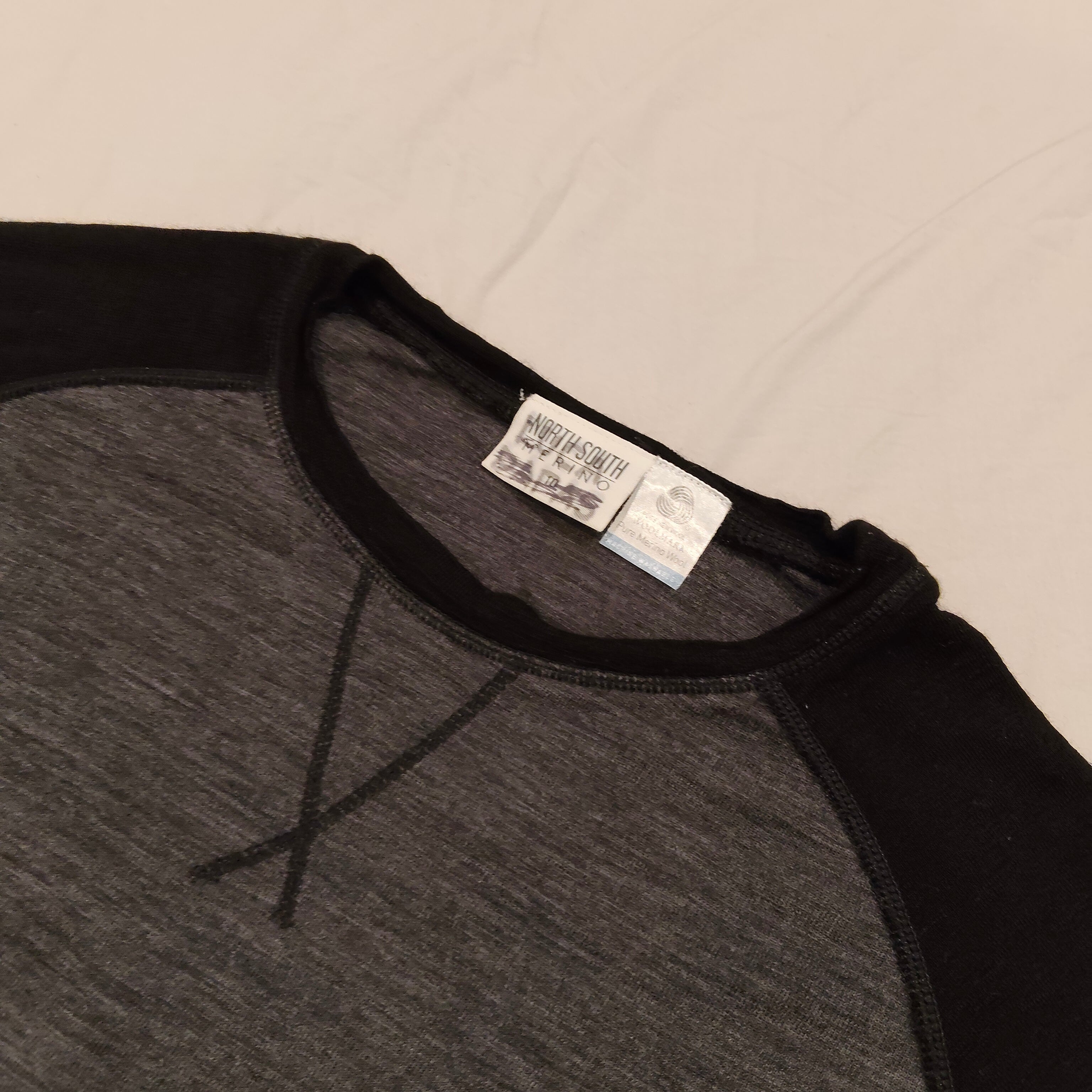 NORTH SOUTH Merino size 10 boys long sleeve