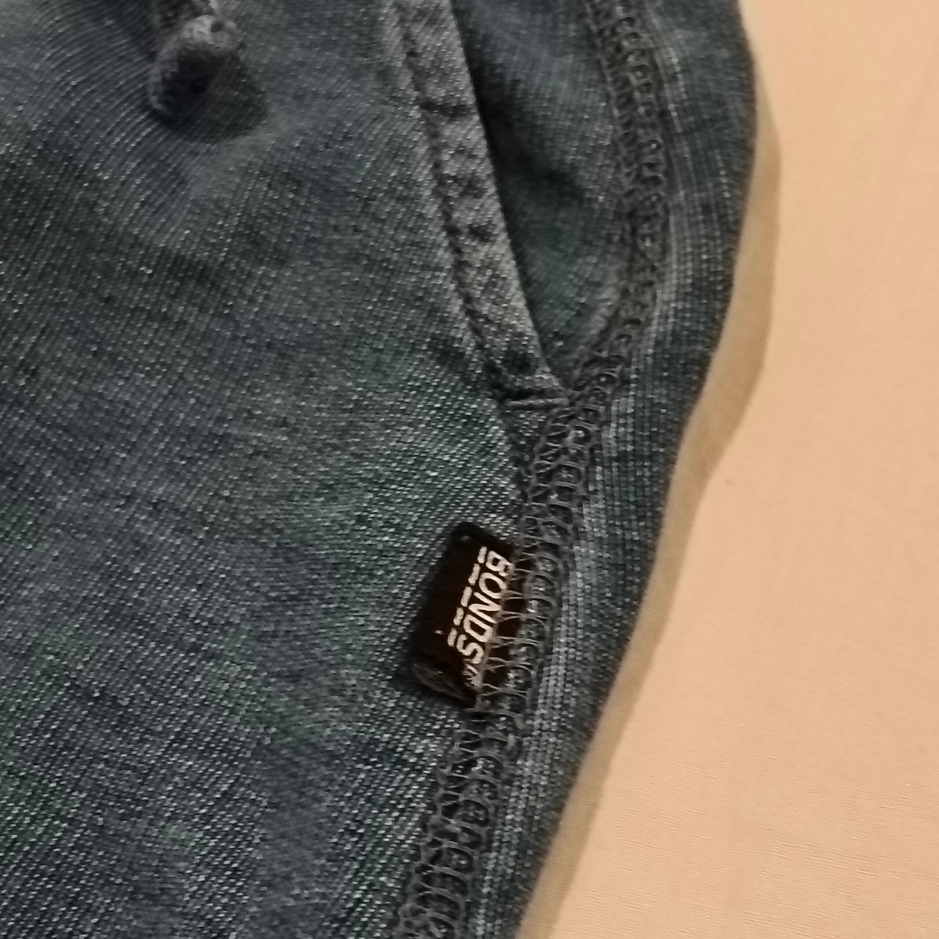 BONDS shorts size 5 boys