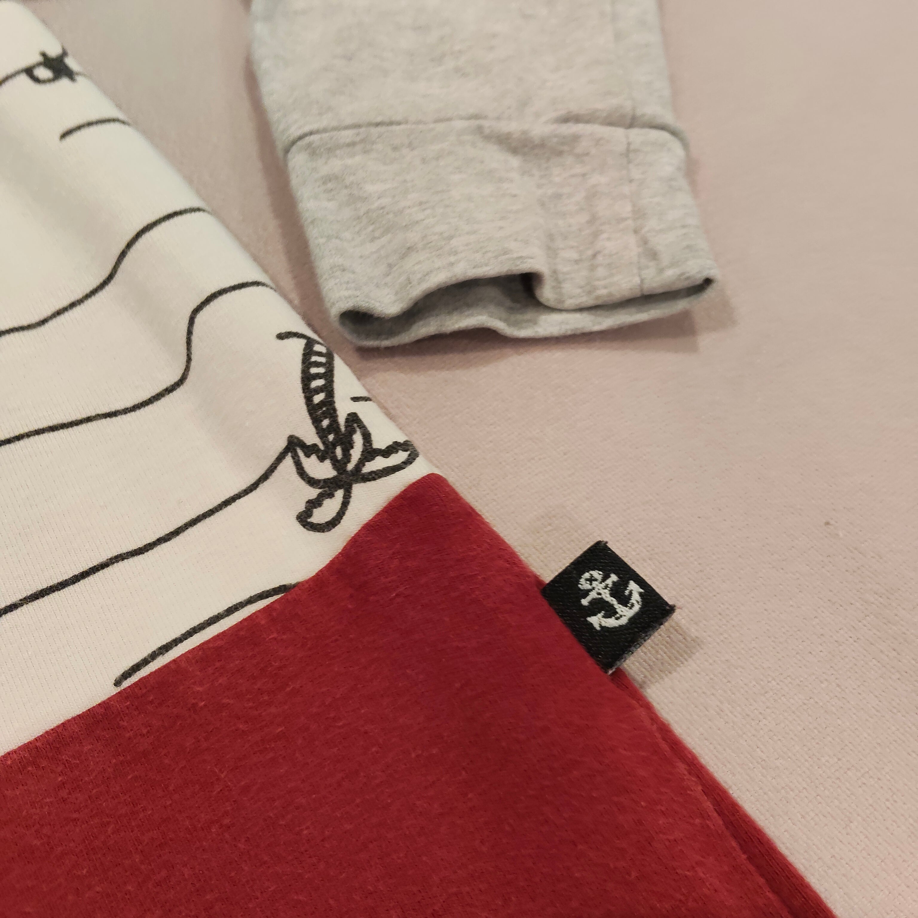 HELLO STRANGER top size 4 boys long sleeve