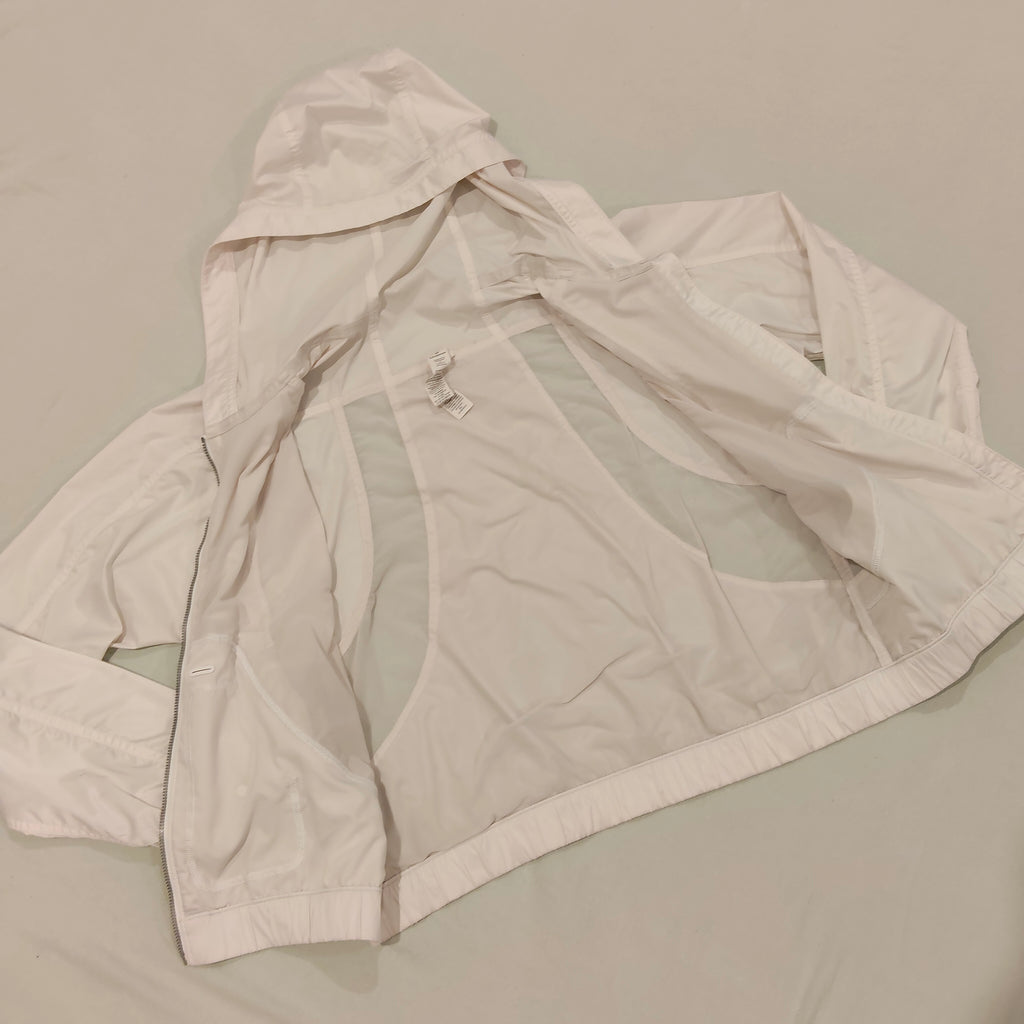 LULULEMON jacket size 6 Lulu (size 10 NZ) light weight