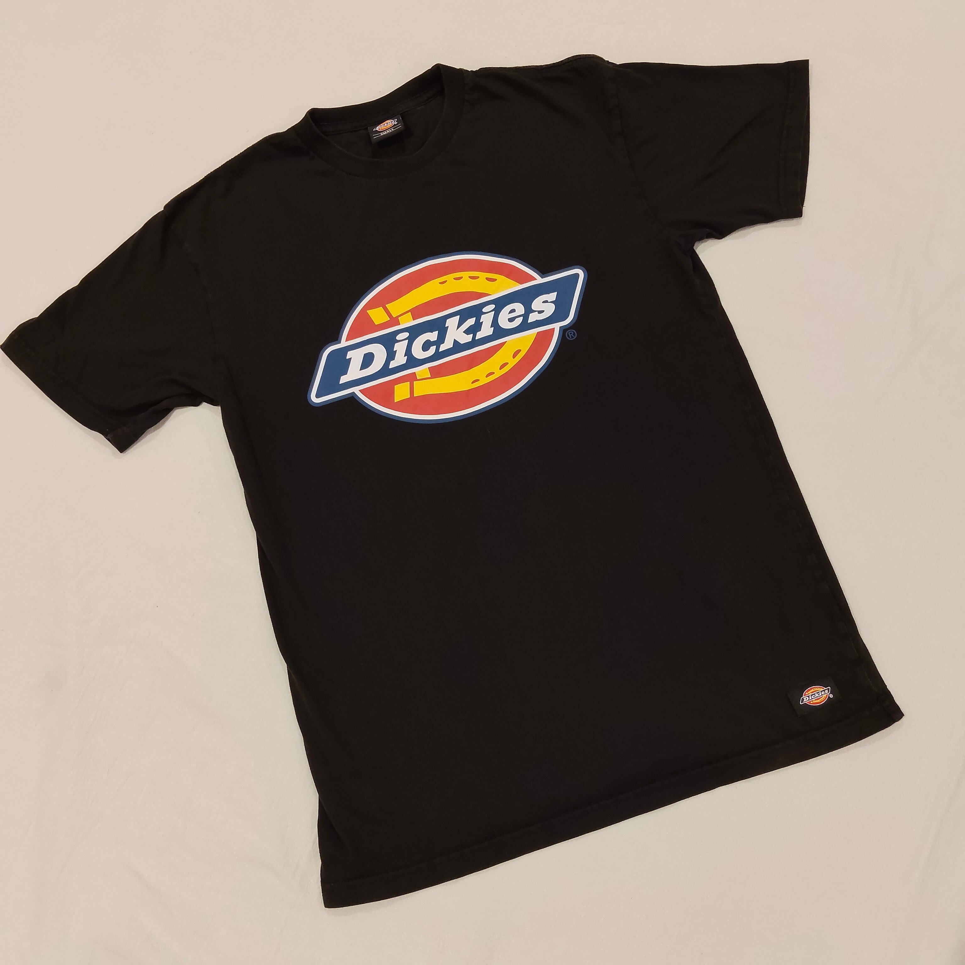 DICKIES tee size S Mens short sleeve black