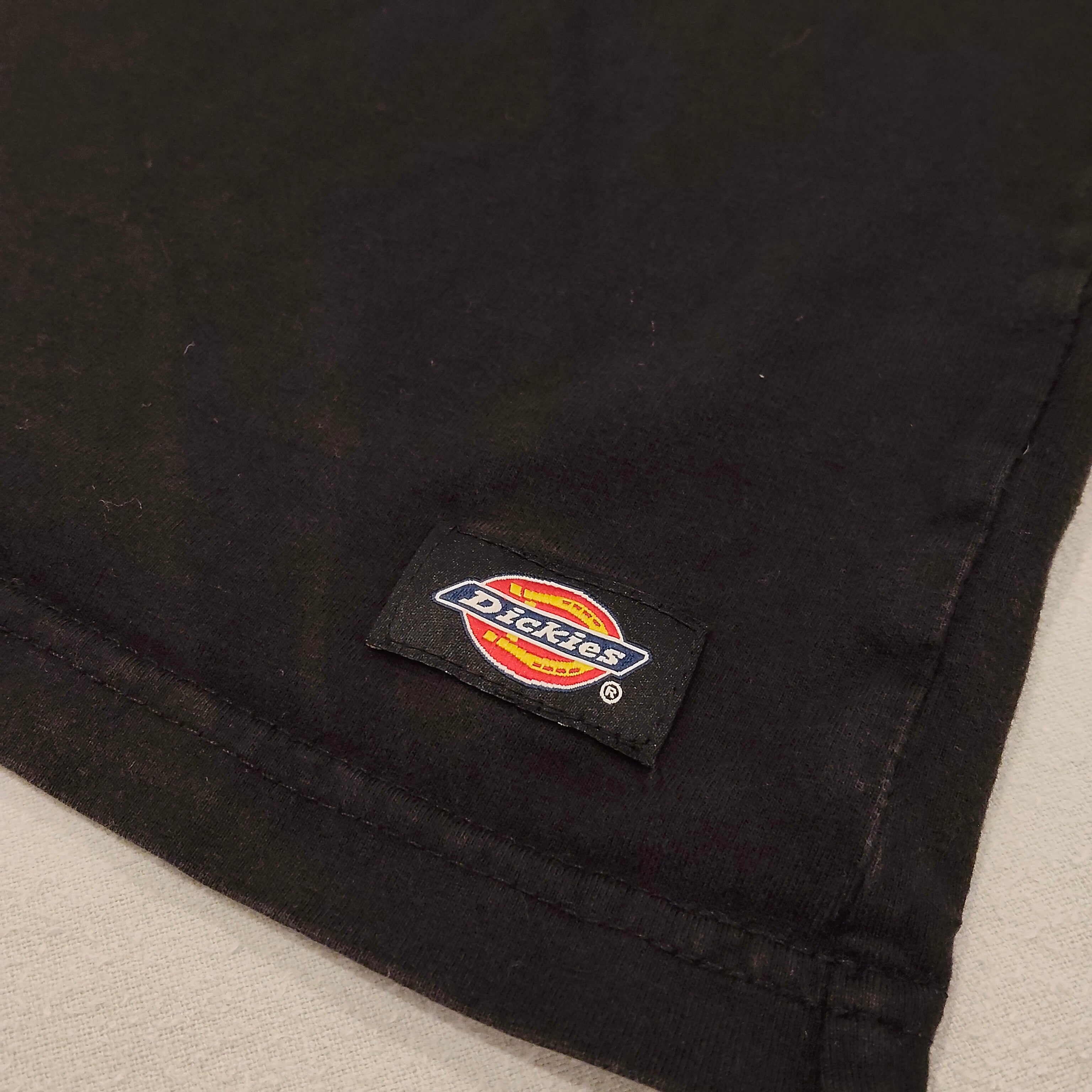 DICKIES tee size S Mens short sleeve black