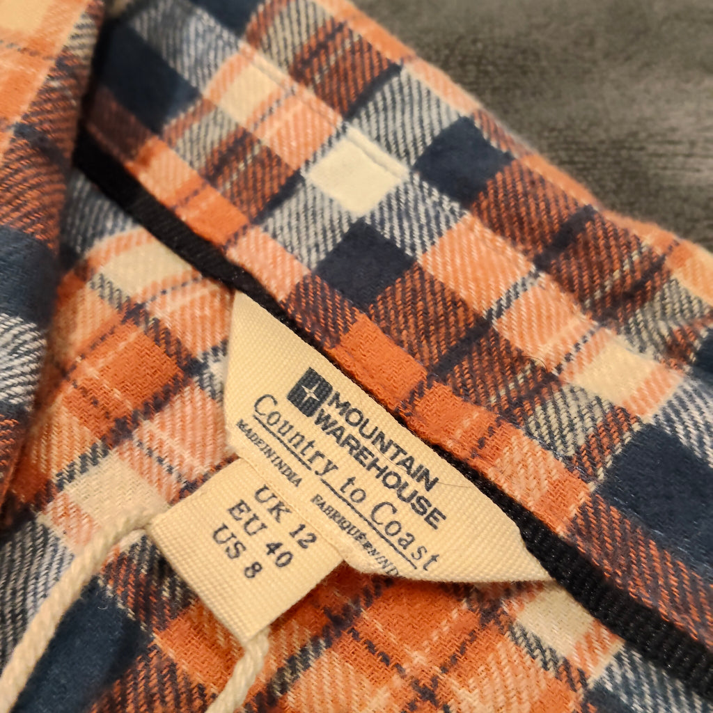 New MOUNTAIN WAREHOUSE shirt size 12 Womens