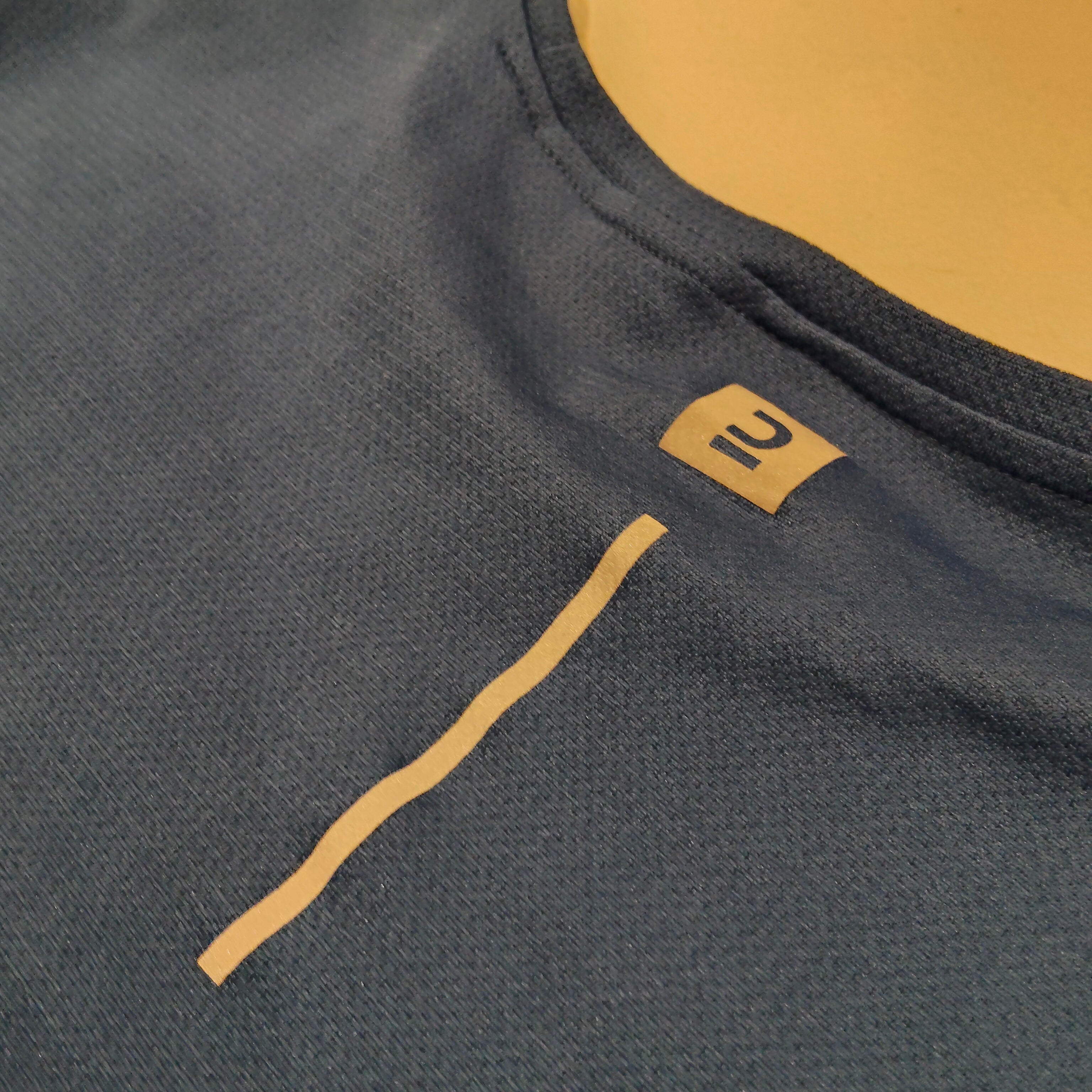 DECATHLON tee size L mens blue short sleeve