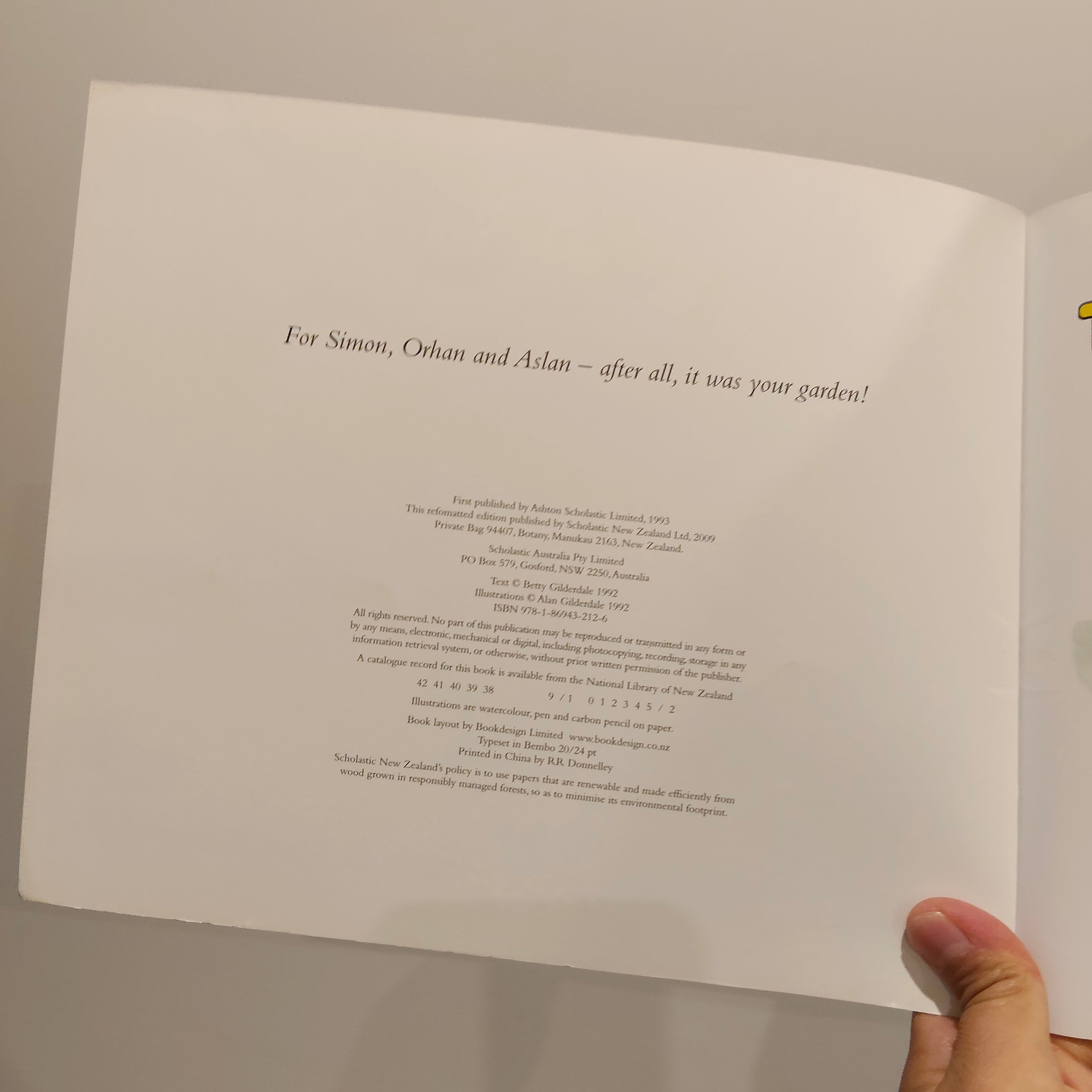 The Little Yellow Digger Book Paperback