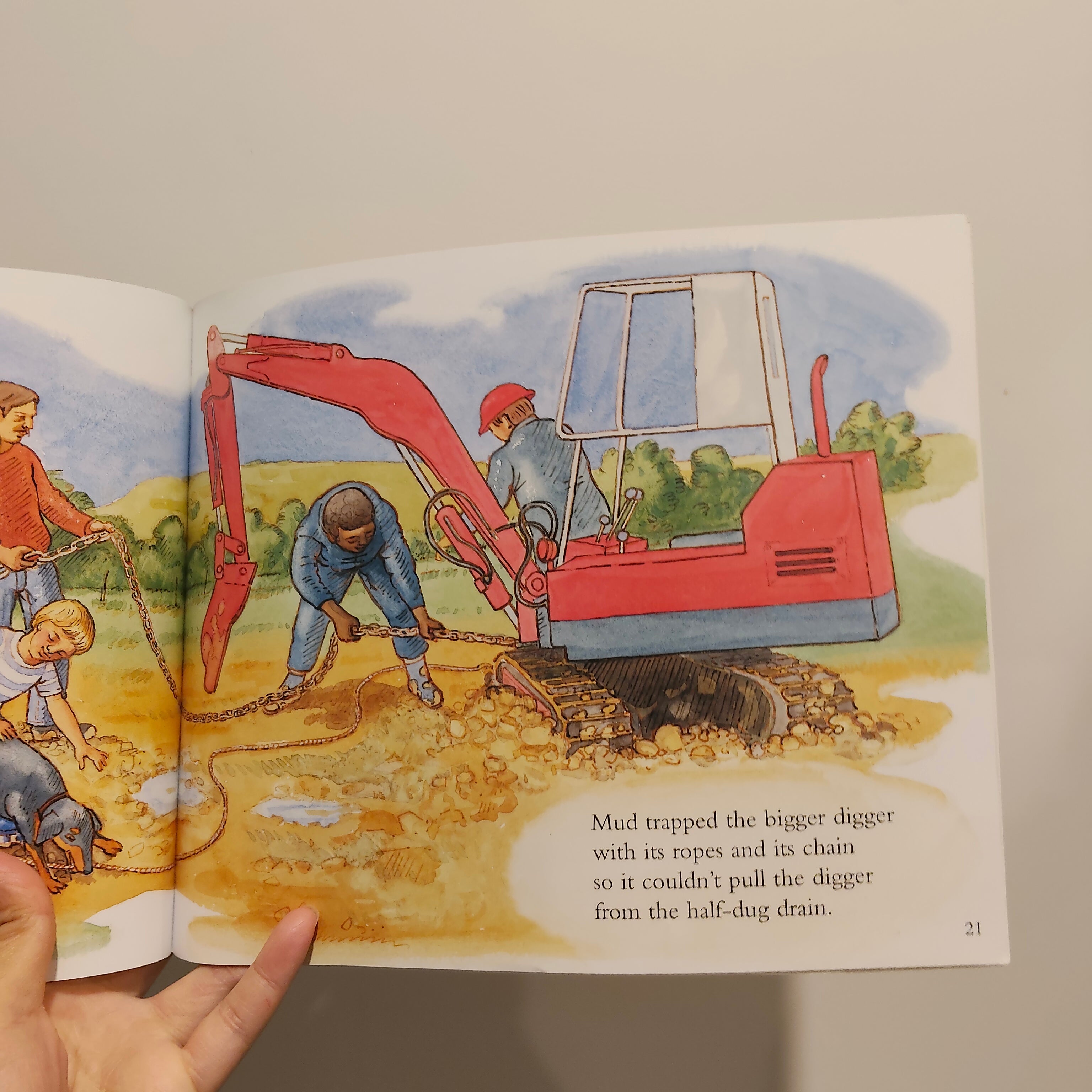 The Little Yellow Digger Book Paperback