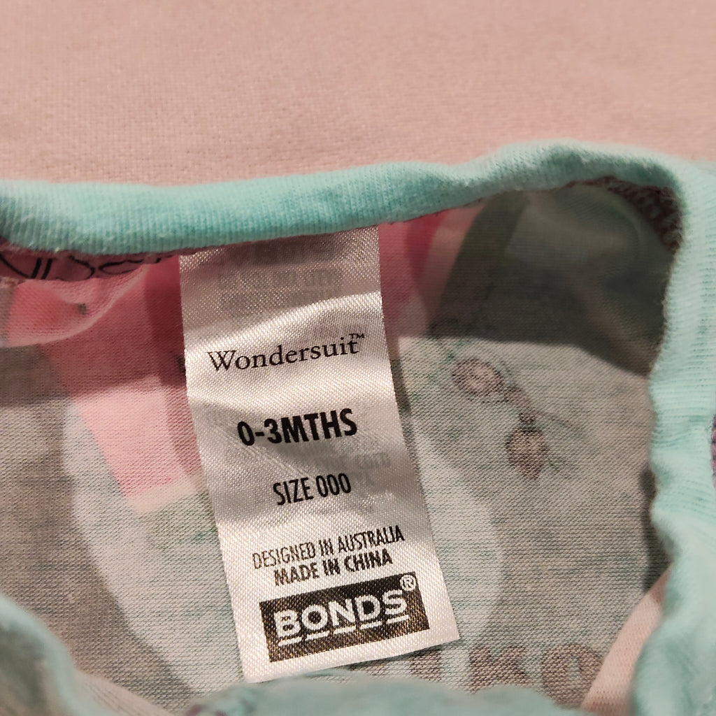 BONDS Wondersuit size 0-3m baby - Small But Strong