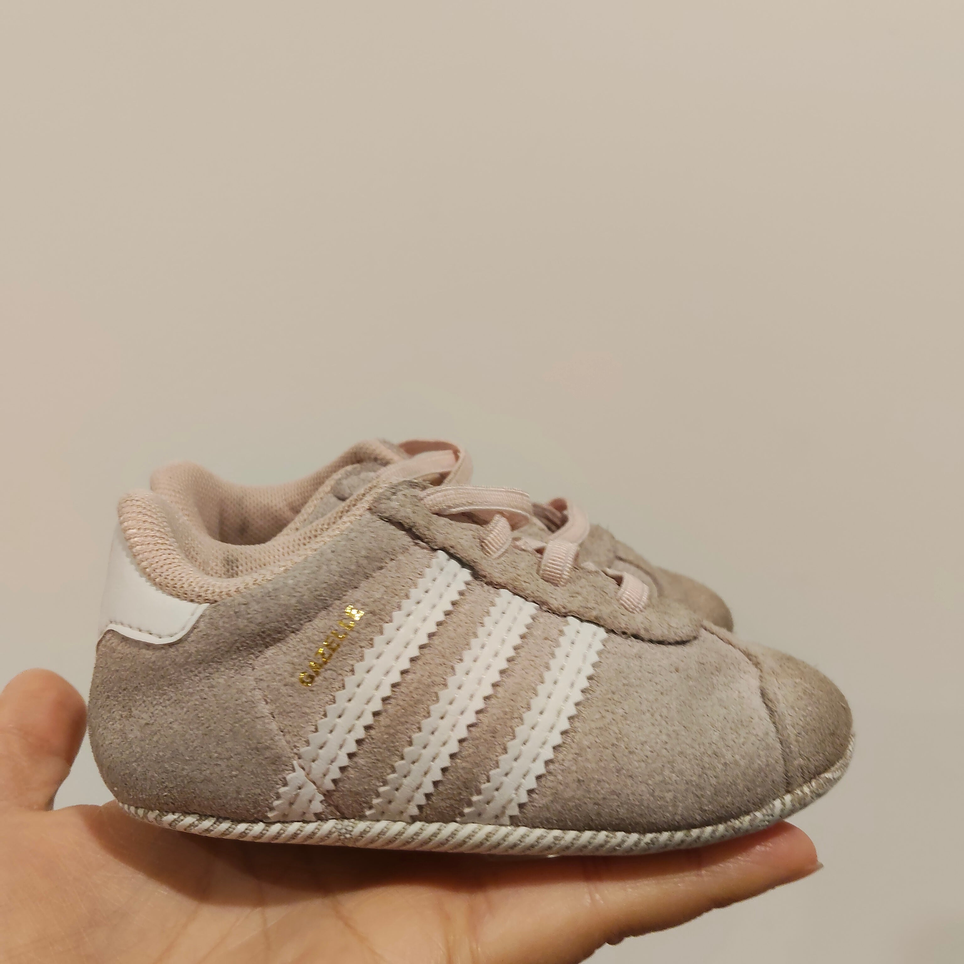 ADIDAS Gazelle baby shoes size UK4K - 13cm