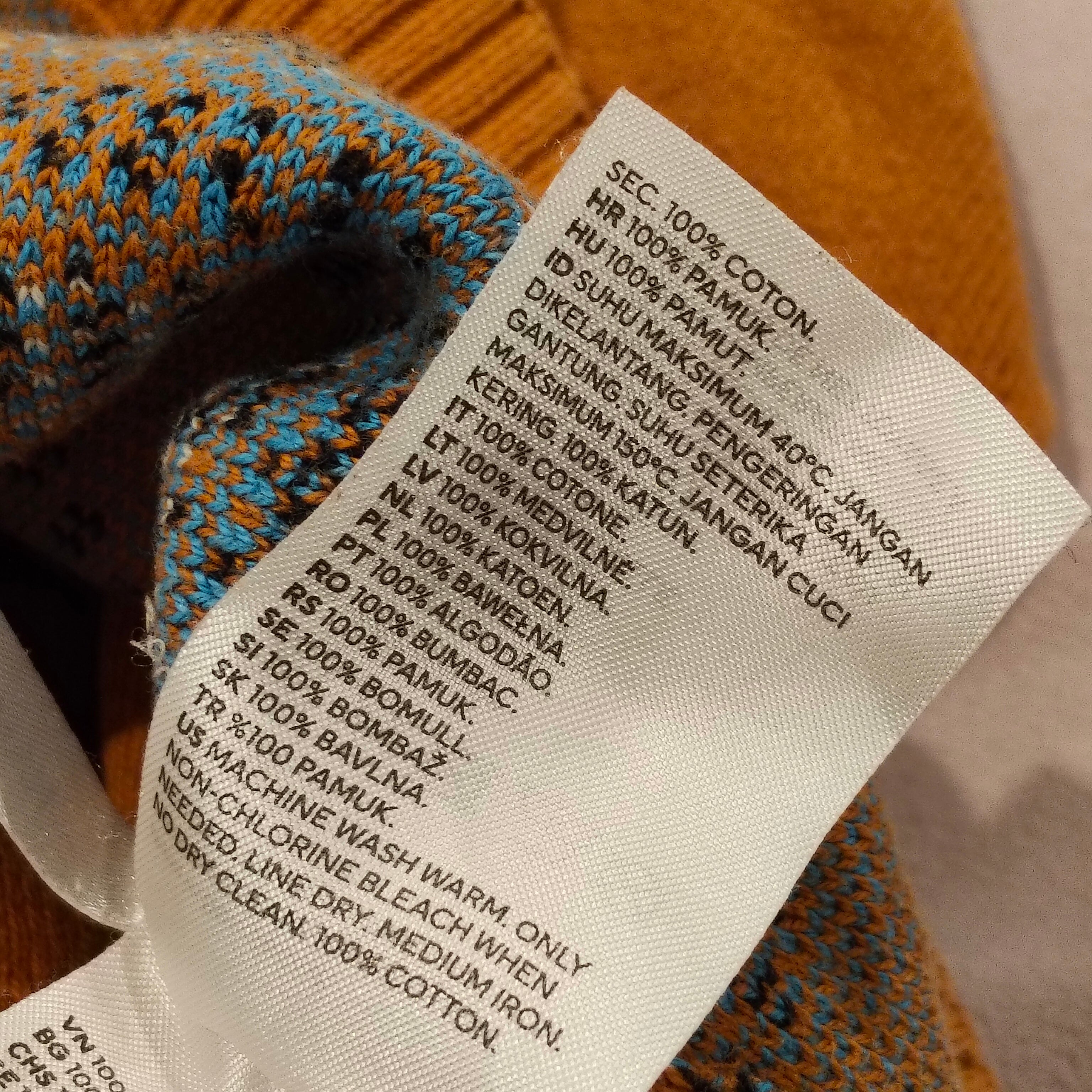 H&M knit jumper size 2-4y boys