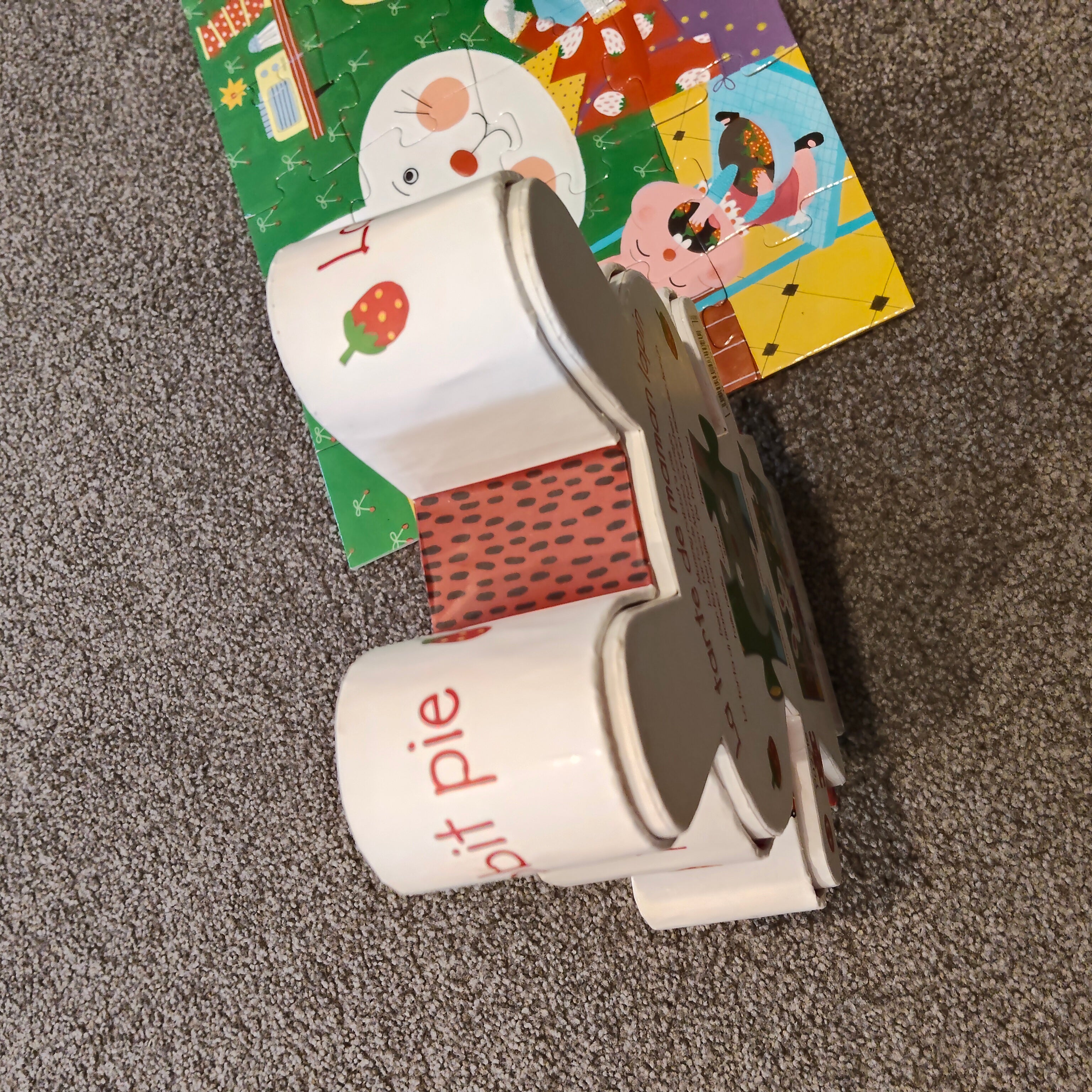 Djeco Rabbit Puzzle 24pc toy