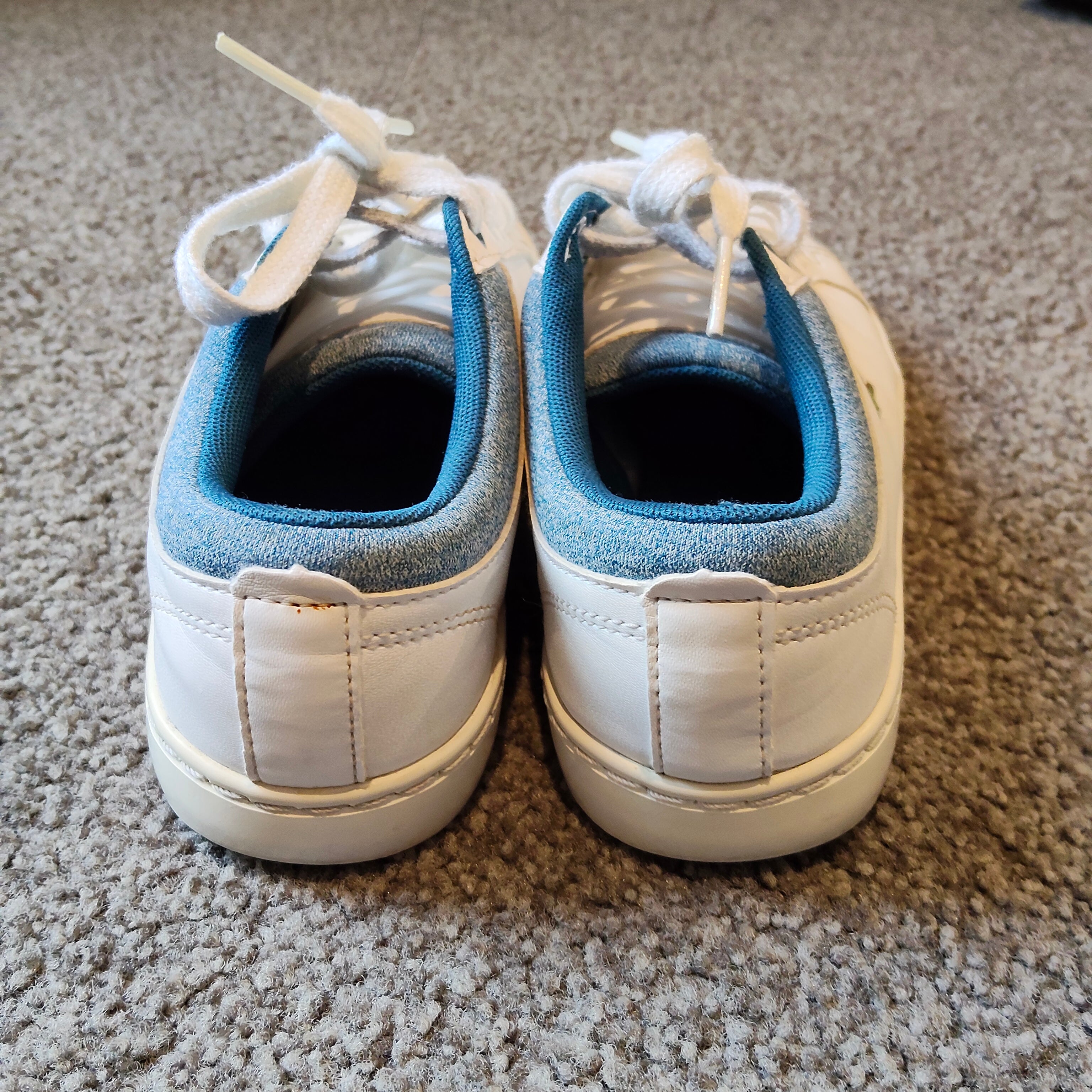 LACOSTE sneakers size 34.5 boys