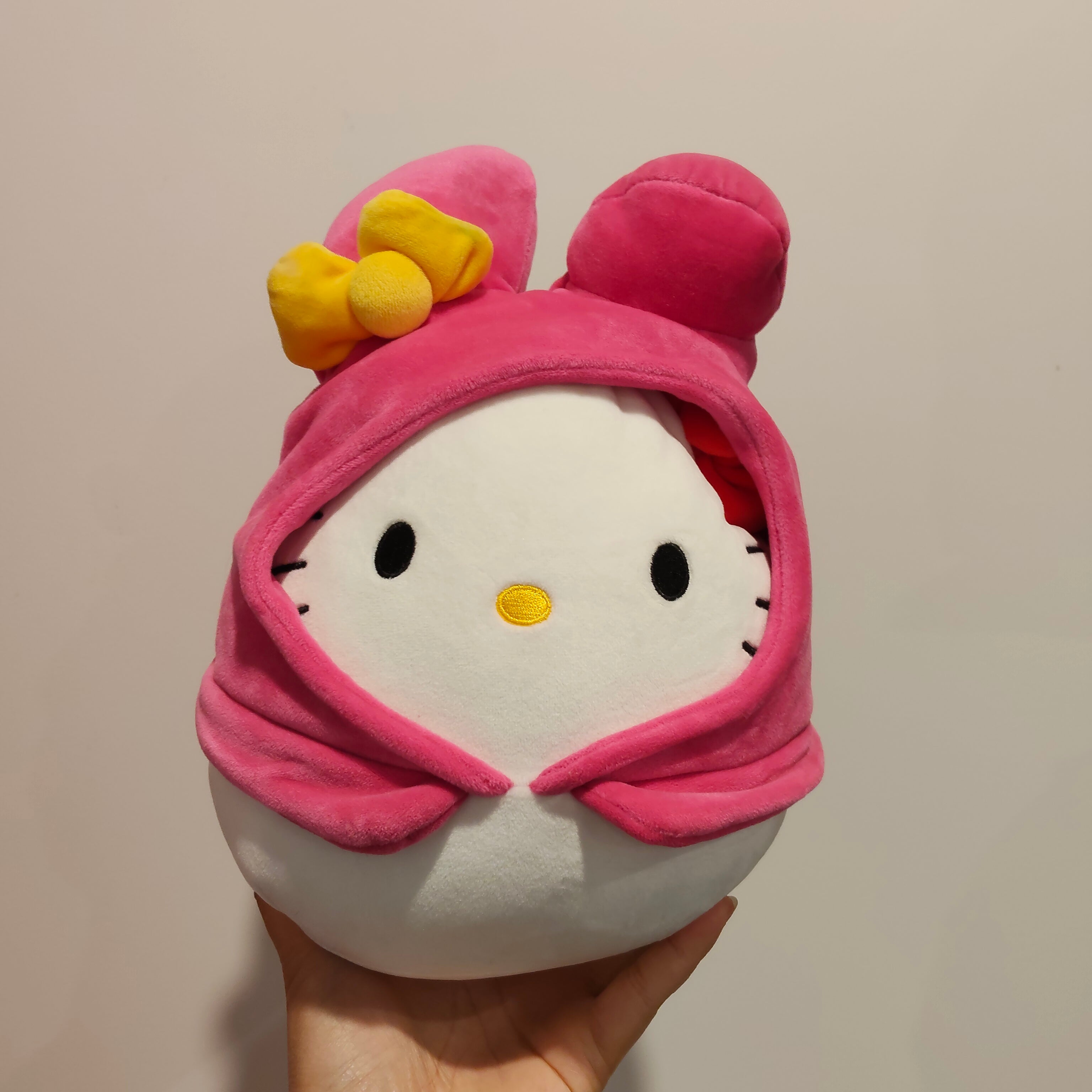 Squishmallows Hello Kitty 20cm plush soft toy