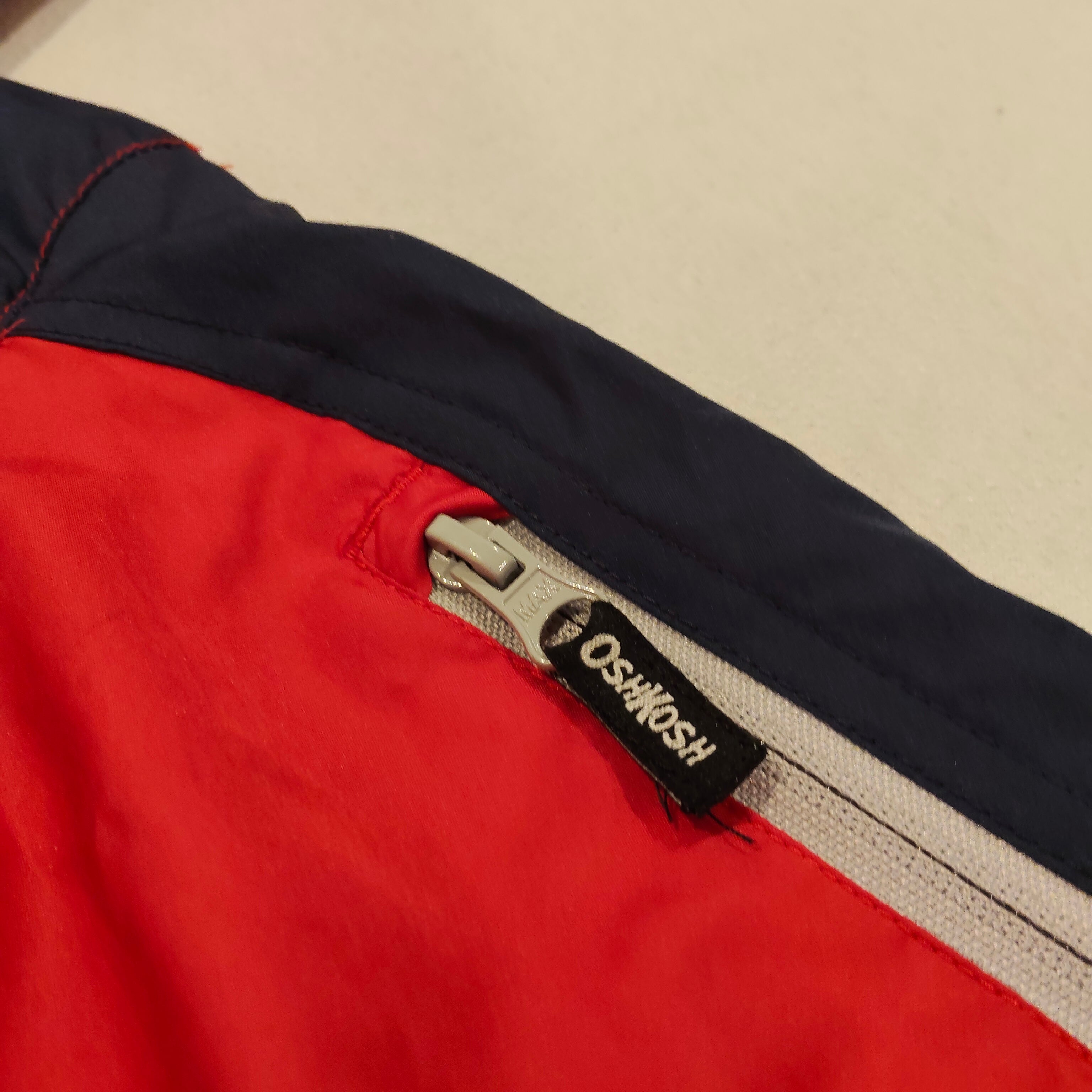 OSHKOSH jacket size 5y unisex wind-proof