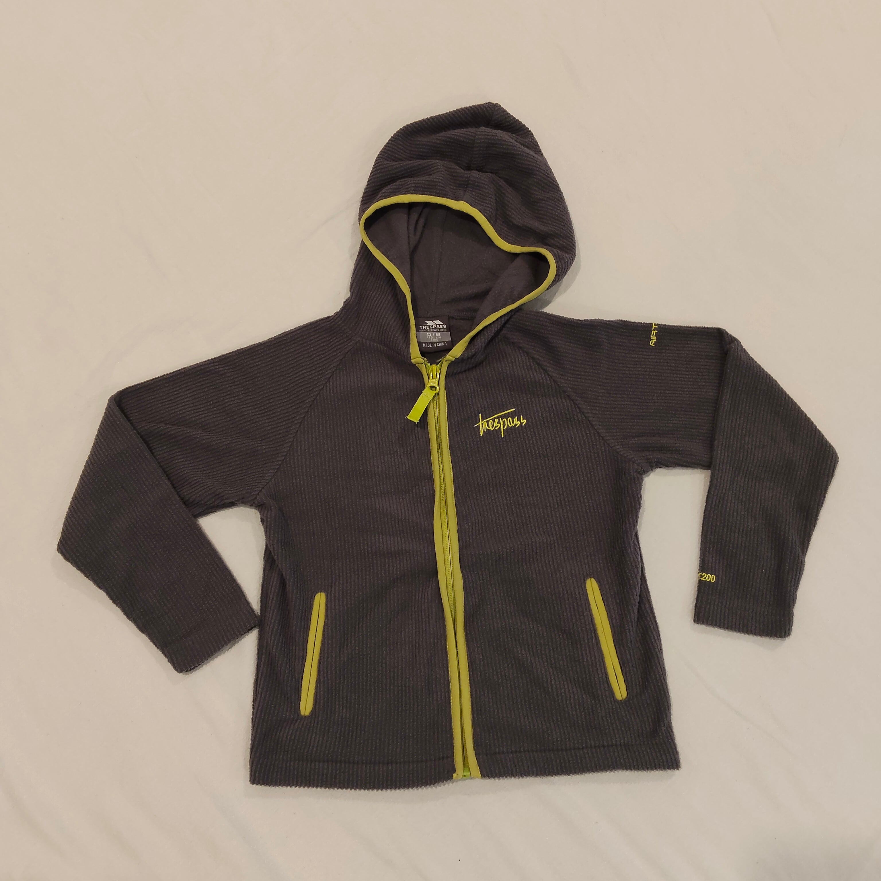 TRESPASS zip fleece hoodie size 5-6yrs boys