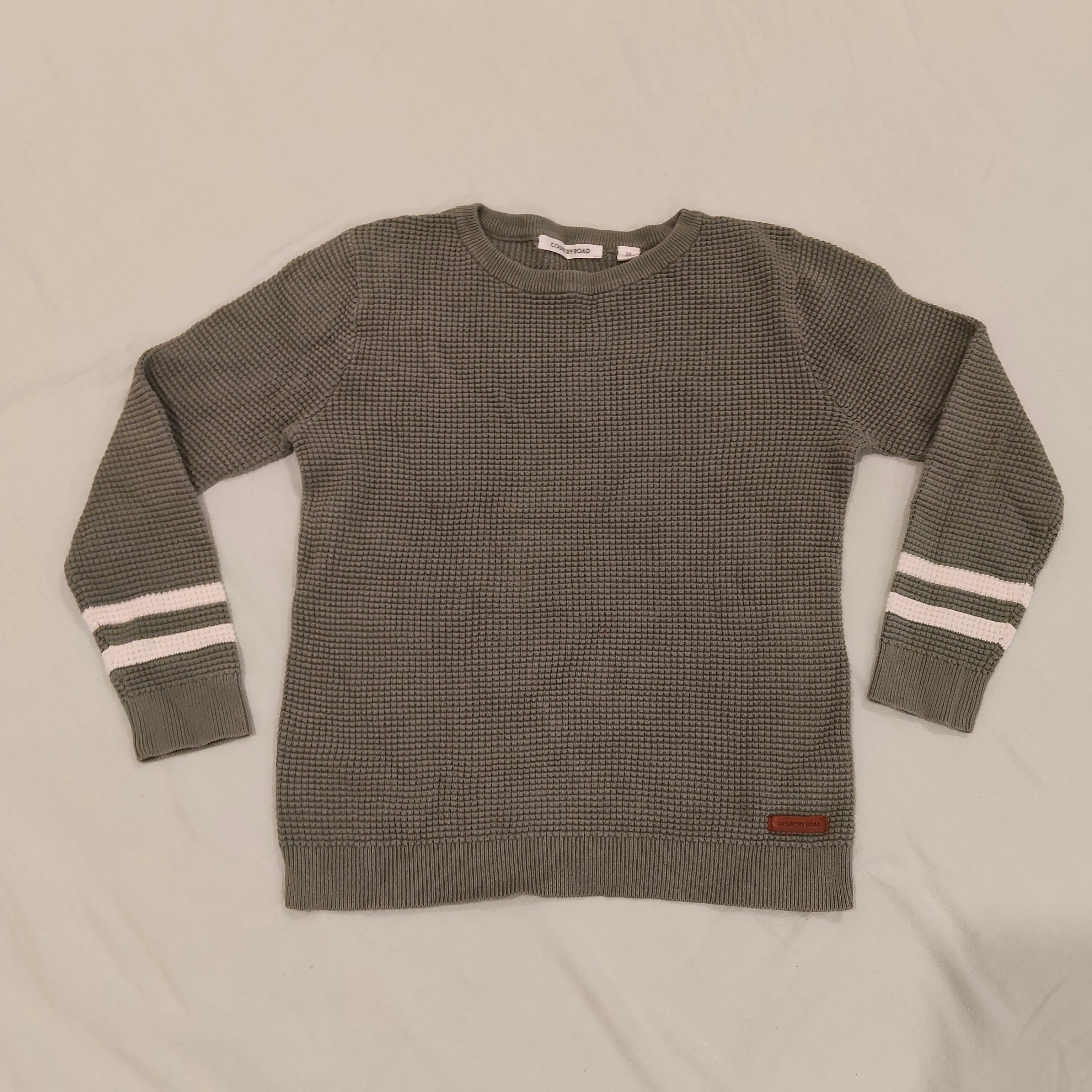 COUNTRY ROAD top size 10yrs boys long sleeve