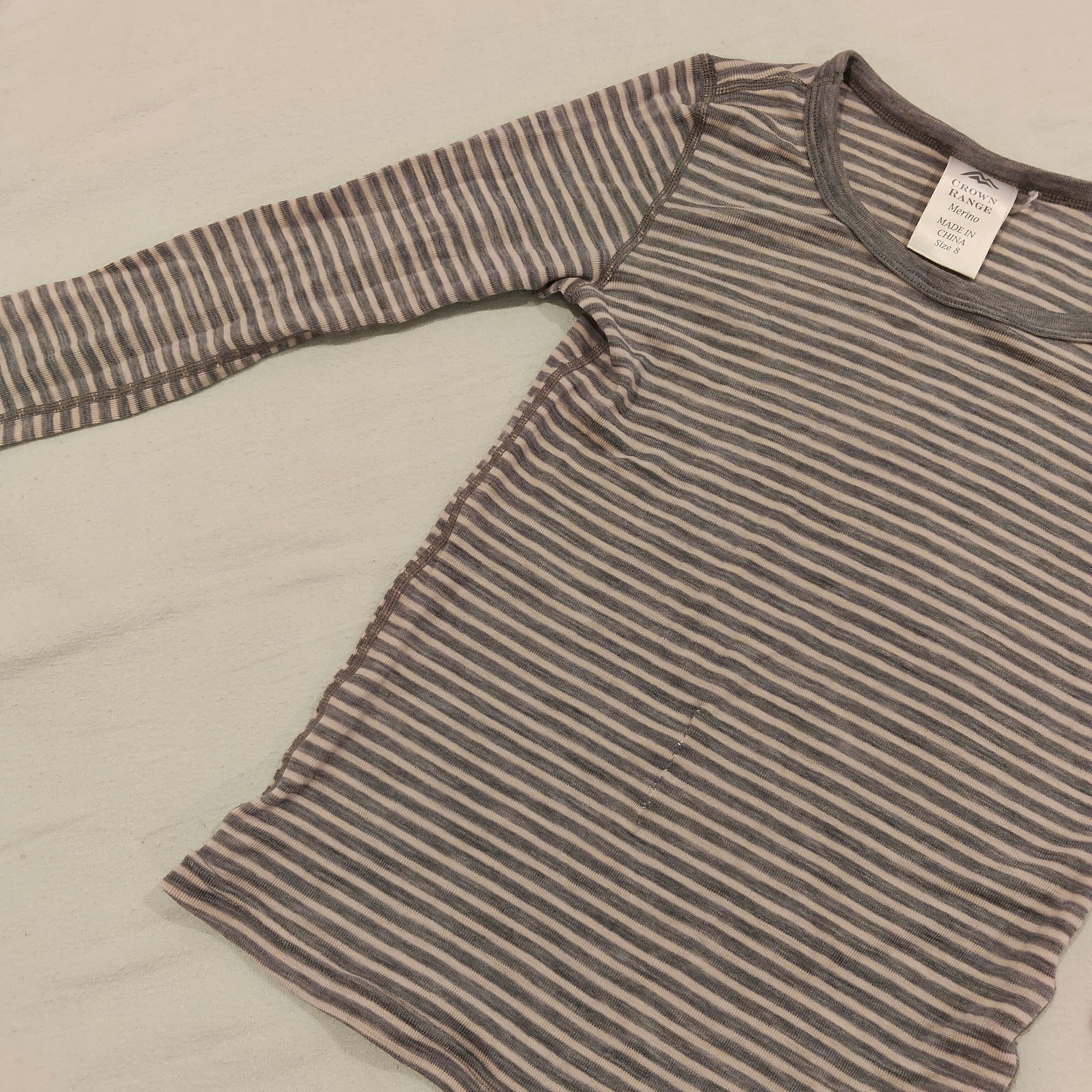 CROWN RANGE Merino top size 8yrs unisex kids grey stripes