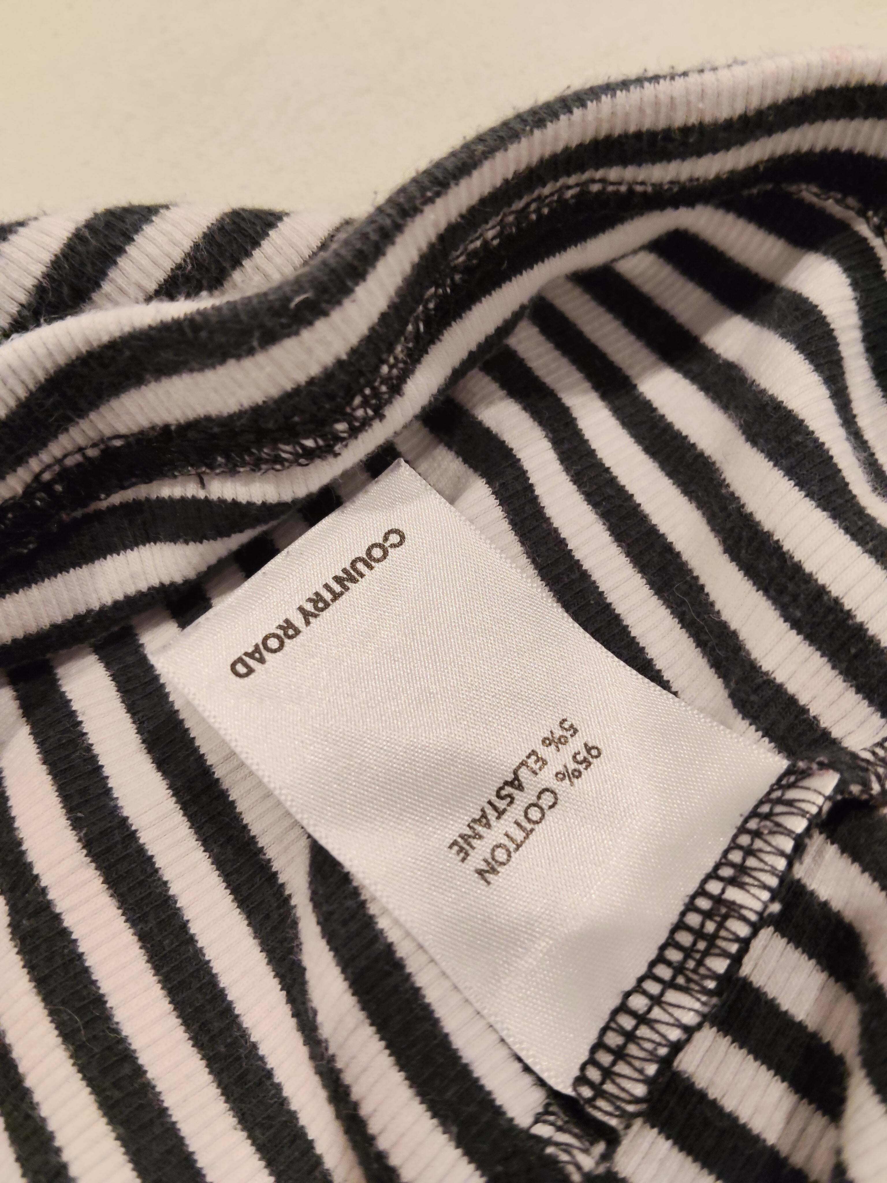 COUNTRY ROAD leggings size 12yrs girls stripes