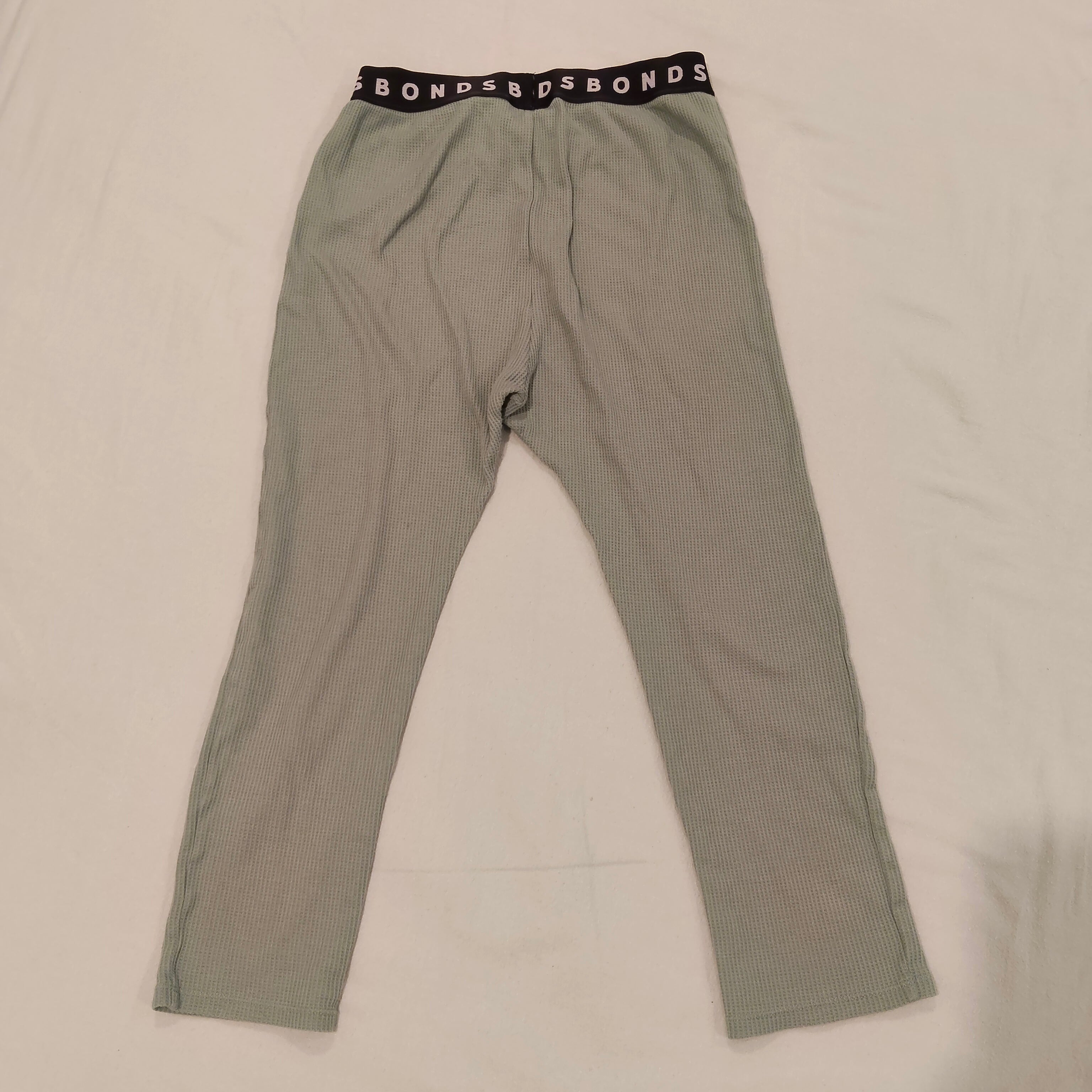 BONDS leggings size 8yrs boys sleep