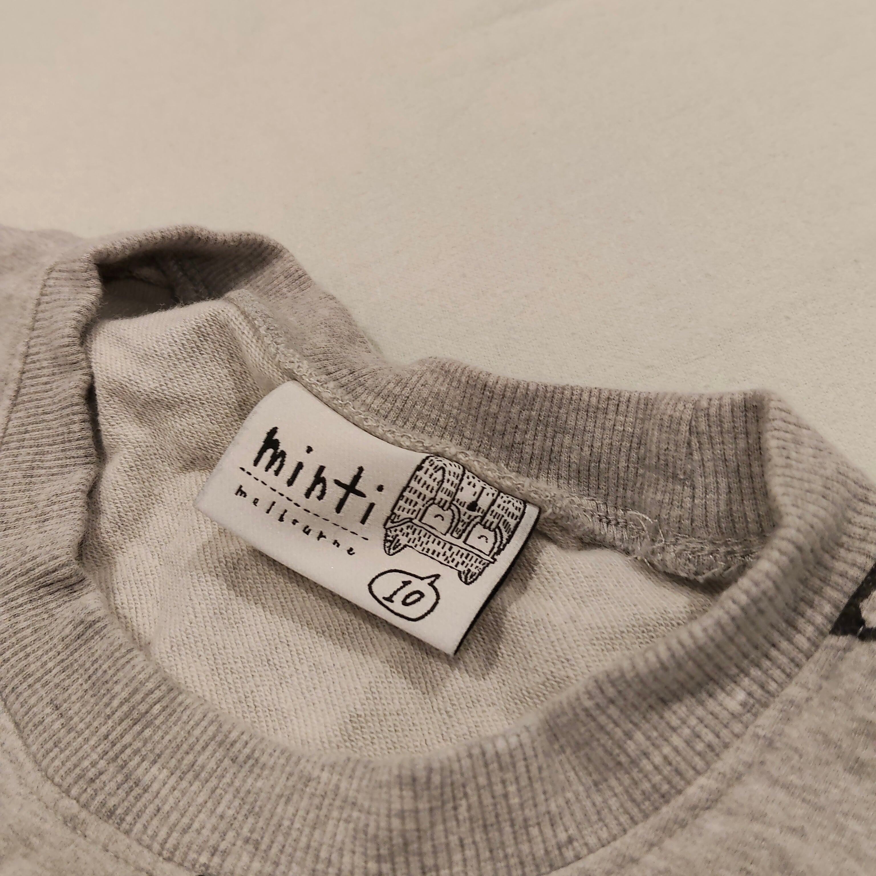 MINTI top size 10yrs girls sushi short sleeve