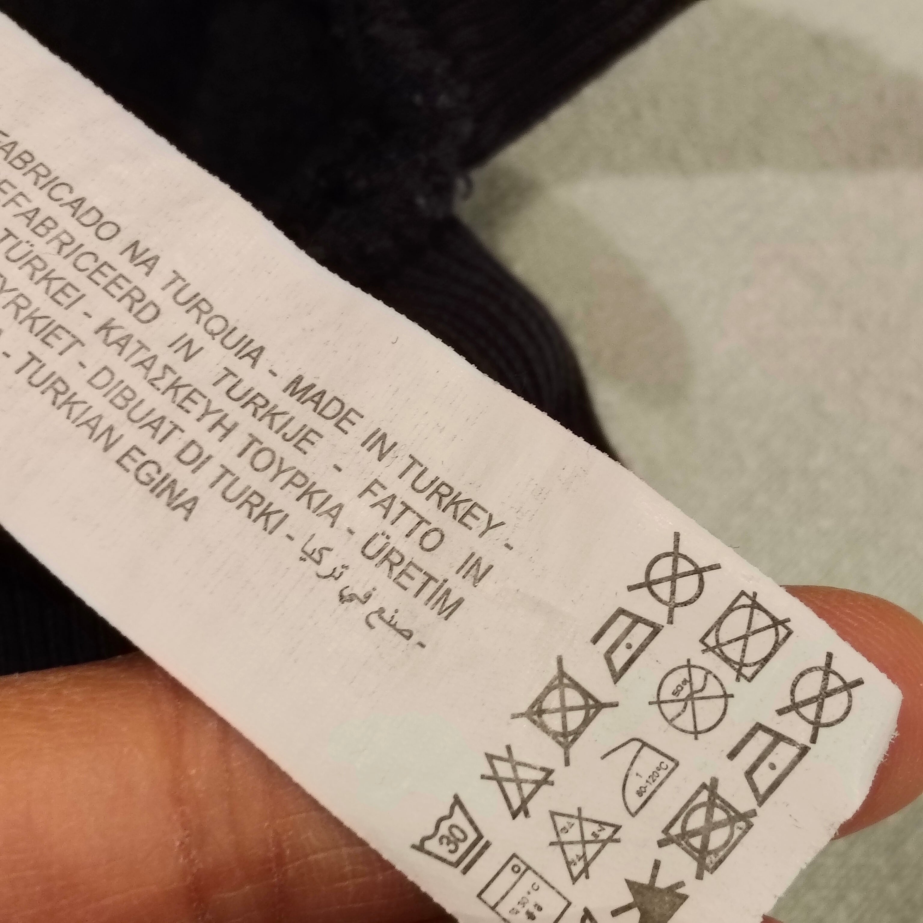 ZARA Disney Minnie jumper size 7yrs girls