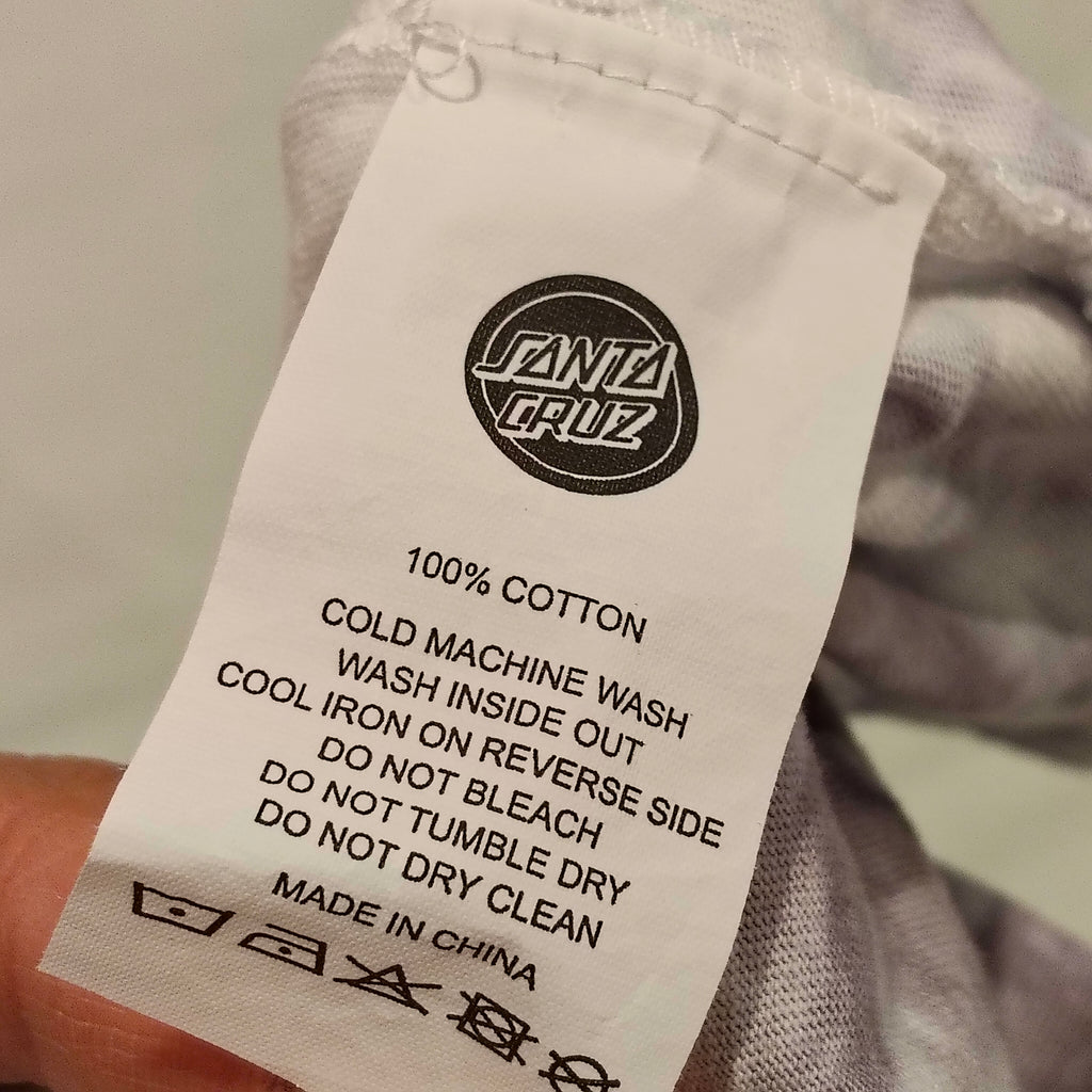 SANTA CRUZ tee size 14yrs boys short sleeve