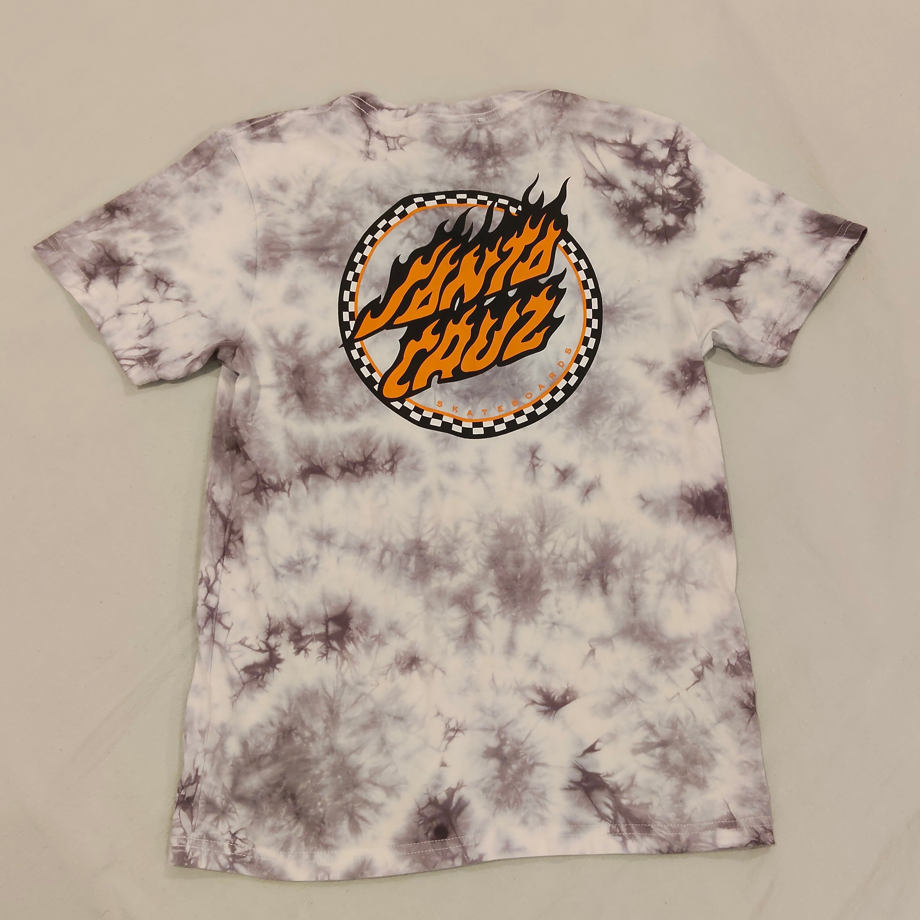 SANTA CRUZ tee size 14yrs boys short sleeve