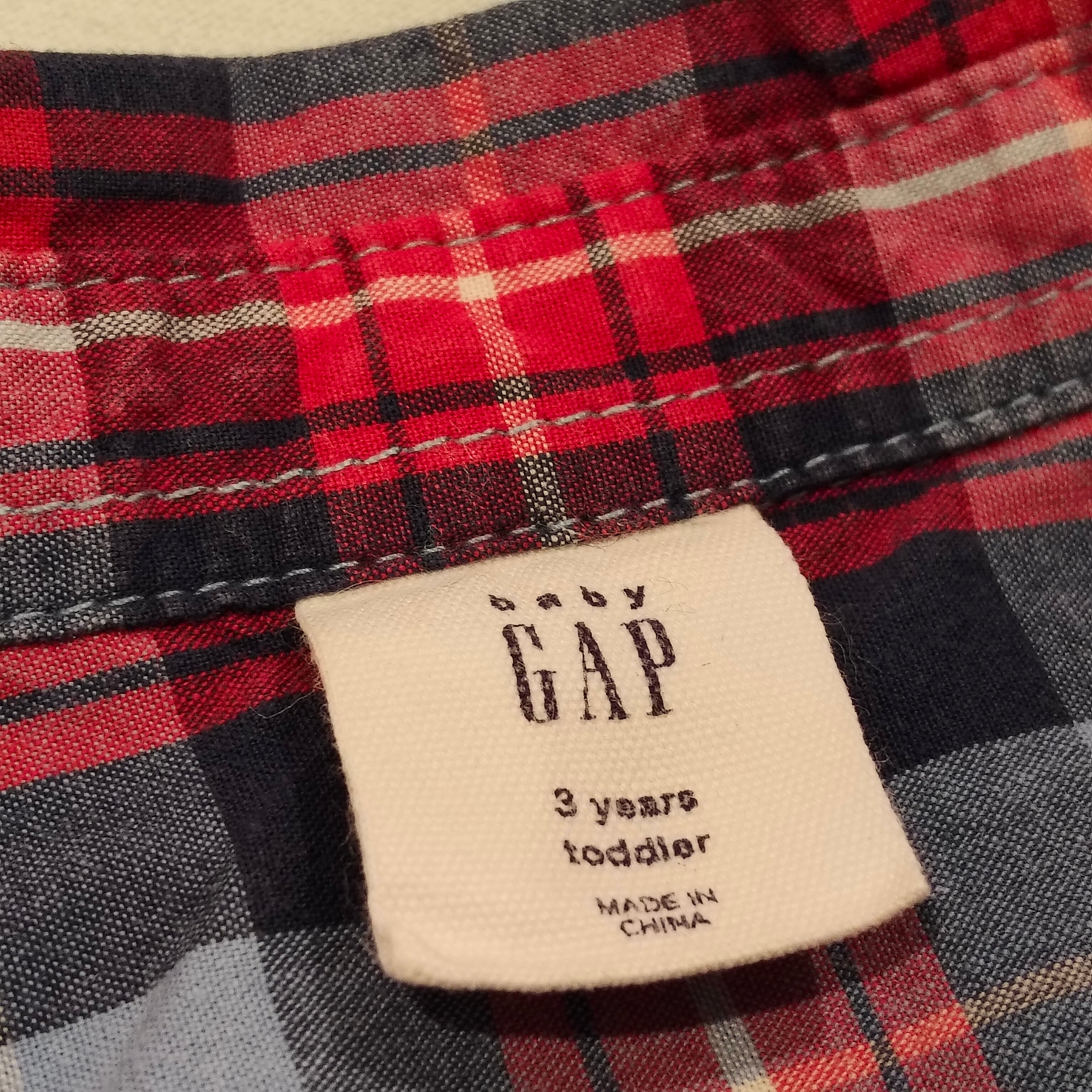 GAP shirt size 3yrs boys checkered long sleeve