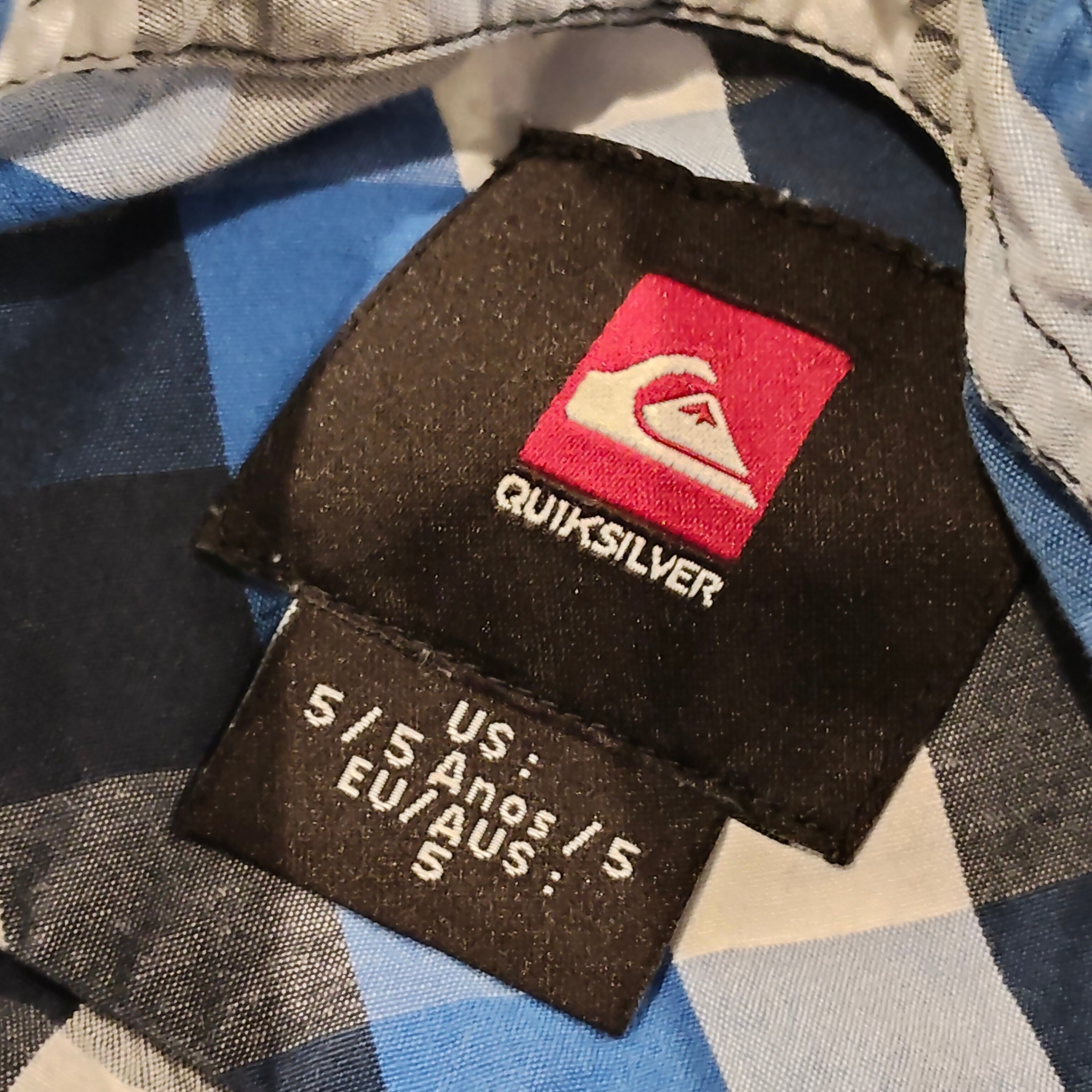 QUIKSILVER shirt size 5 boys short sleeve checkered