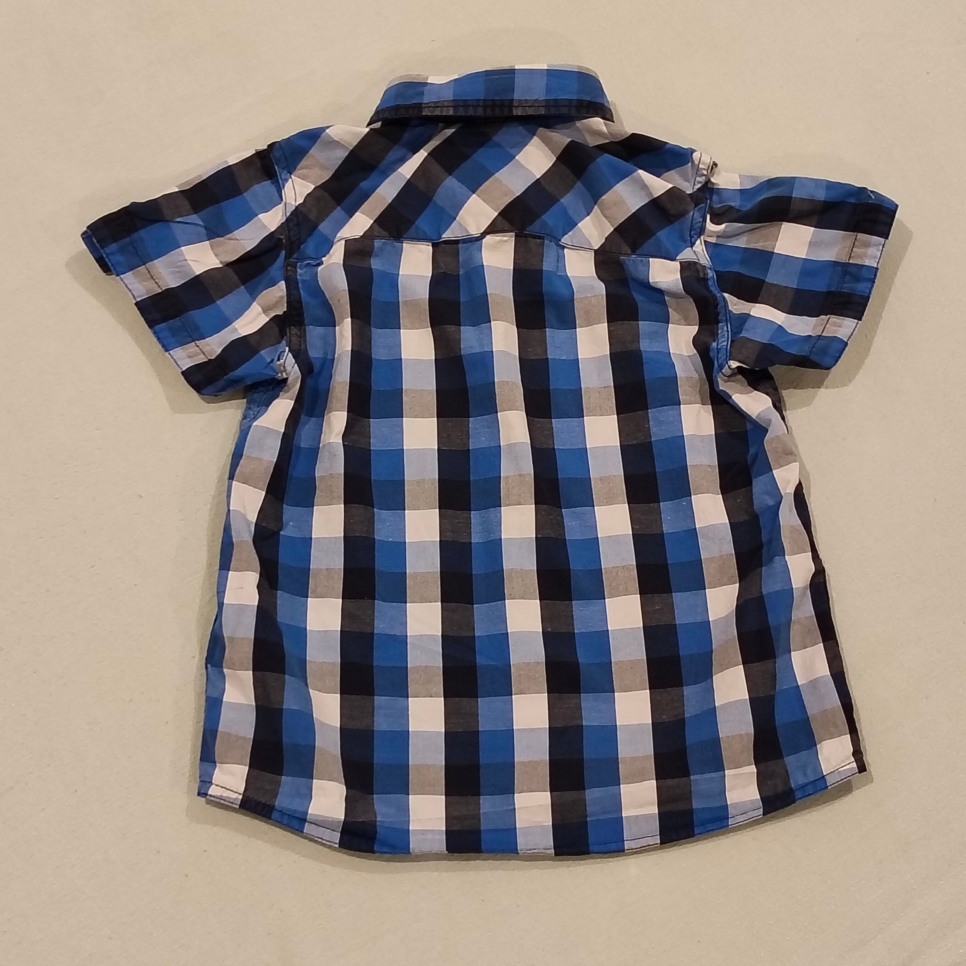 QUIKSILVER shirt size 5 boys short sleeve checkered