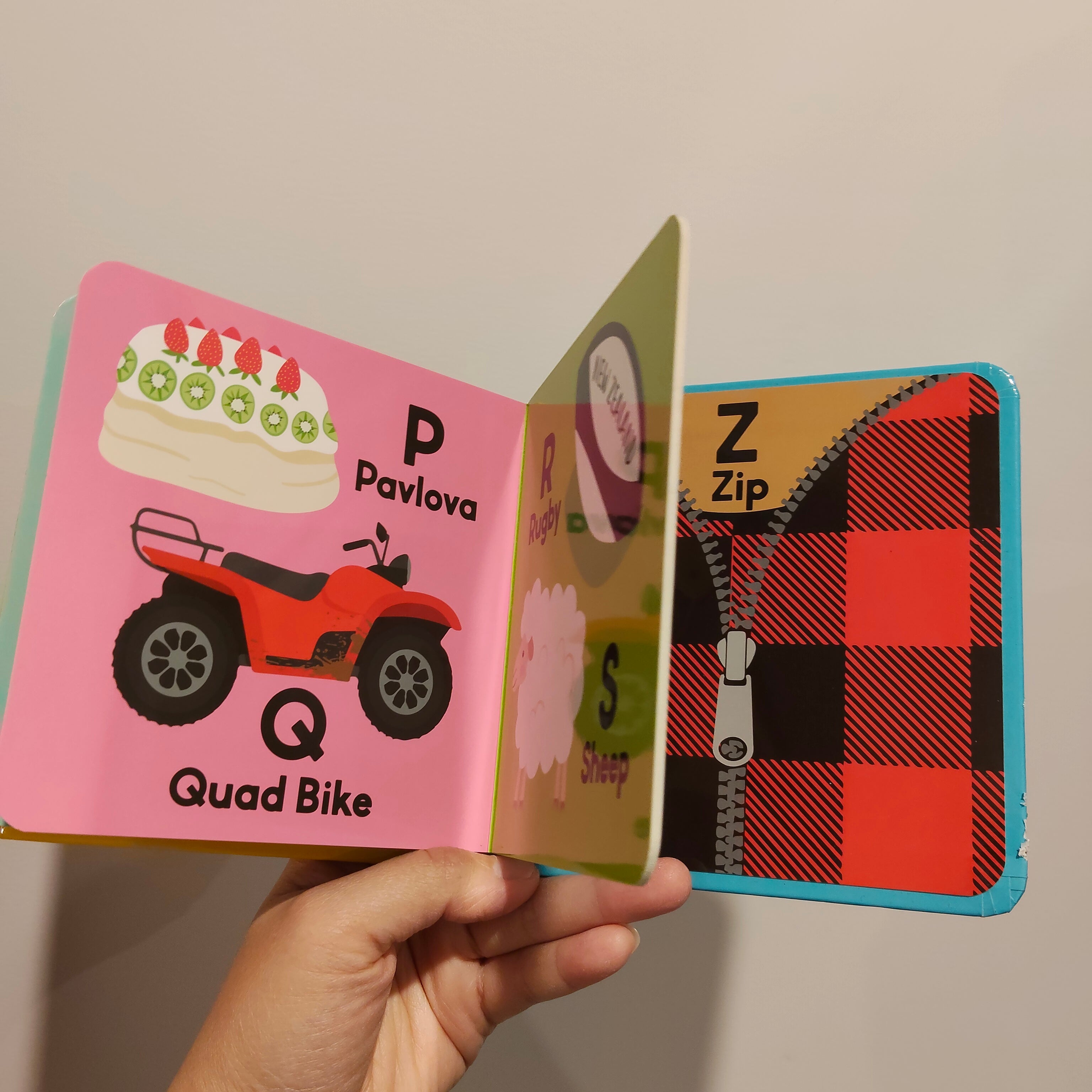 MOANA RD Kiwi ABC board book