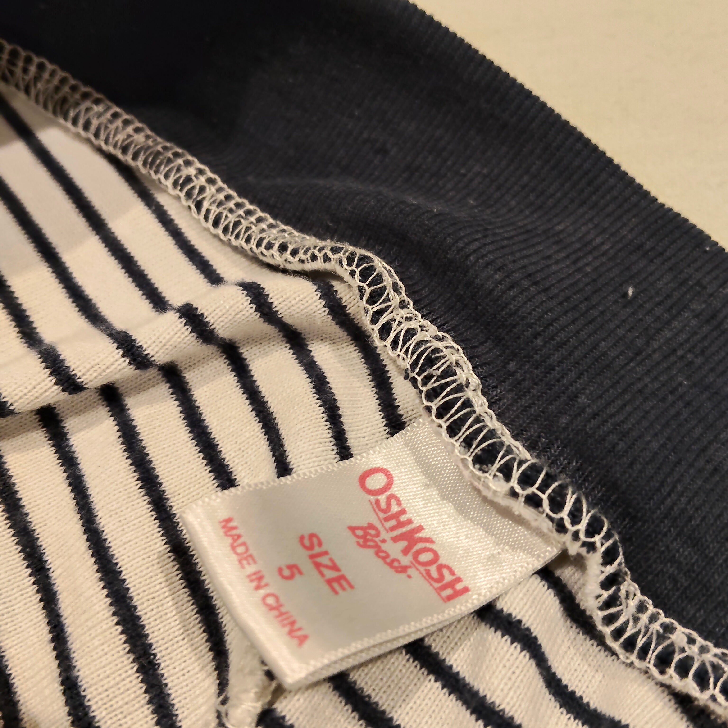 OSHKOSH leggings size 5 girls stripes