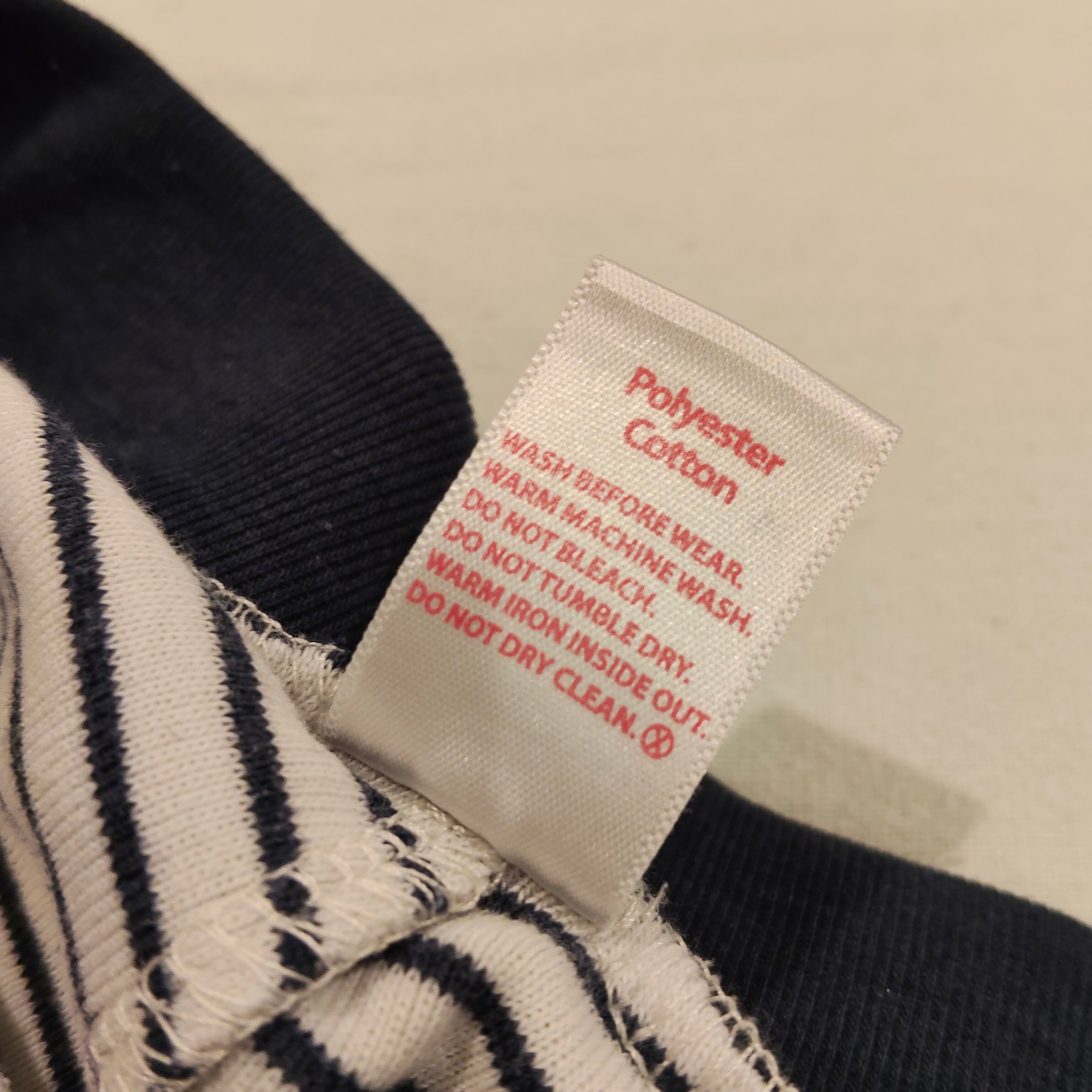 OSHKOSH leggings size 5 girls stripes