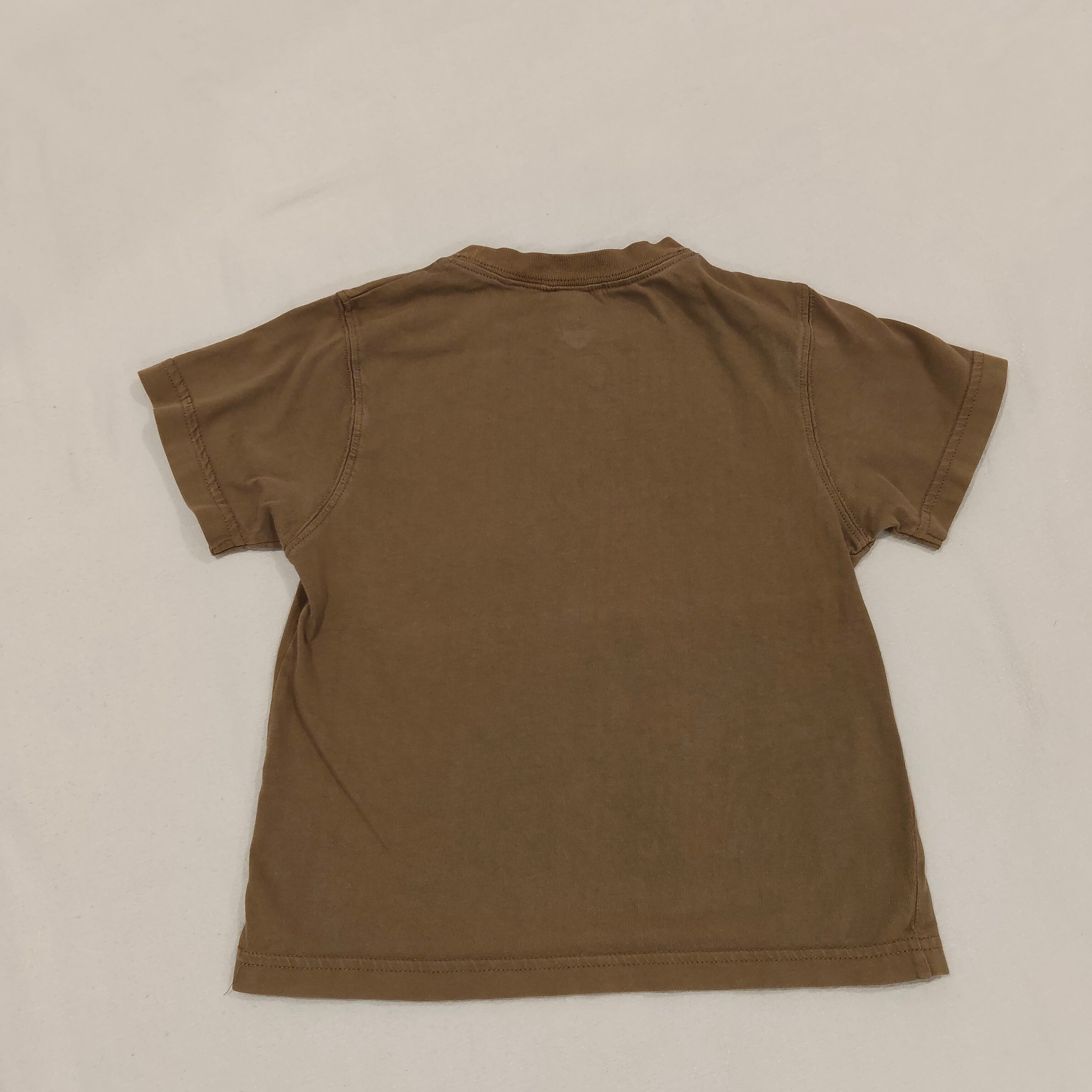 GAP tee size 3y boys short sleeve