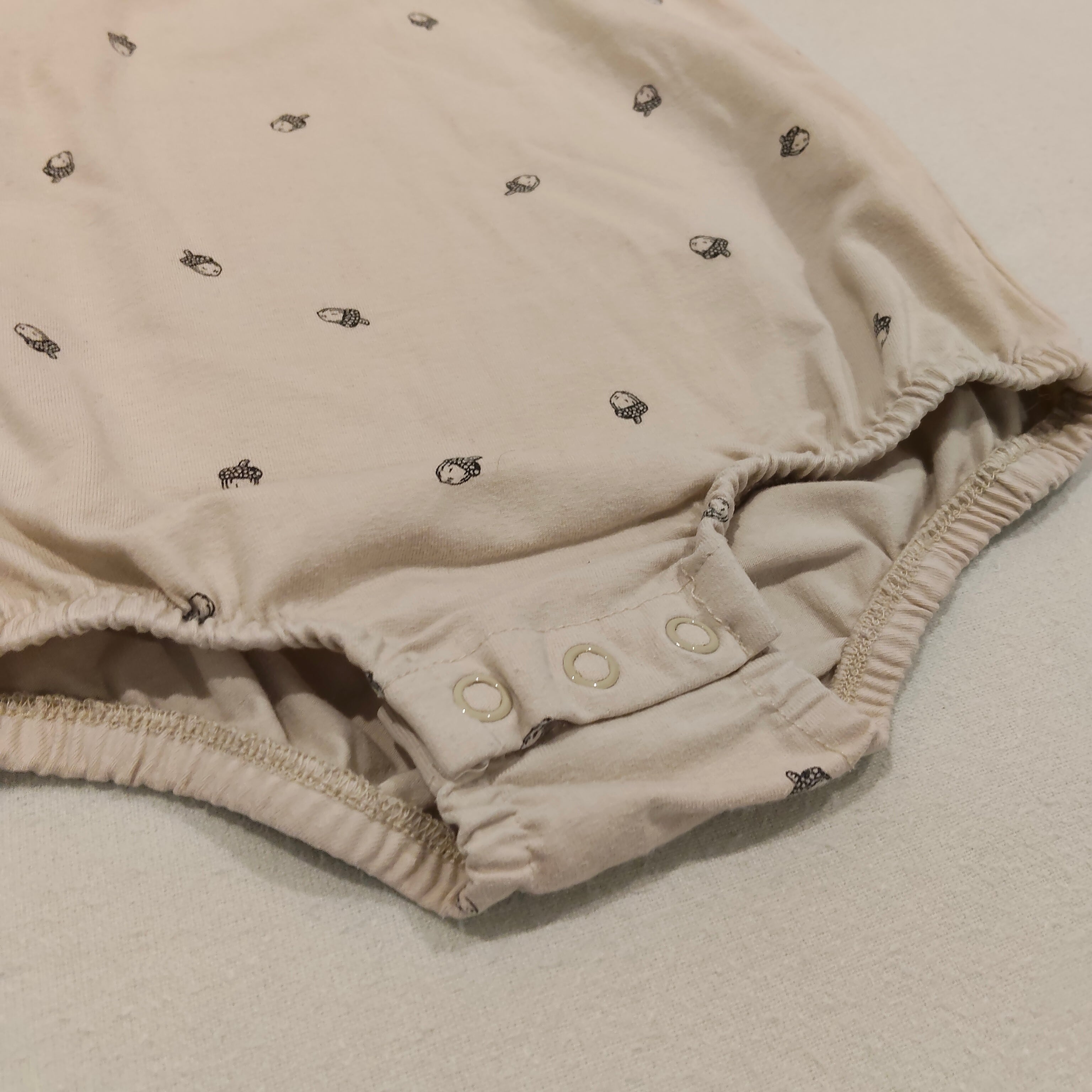BUCK & BAA size 3y baby unisex Organic Cotton Romper